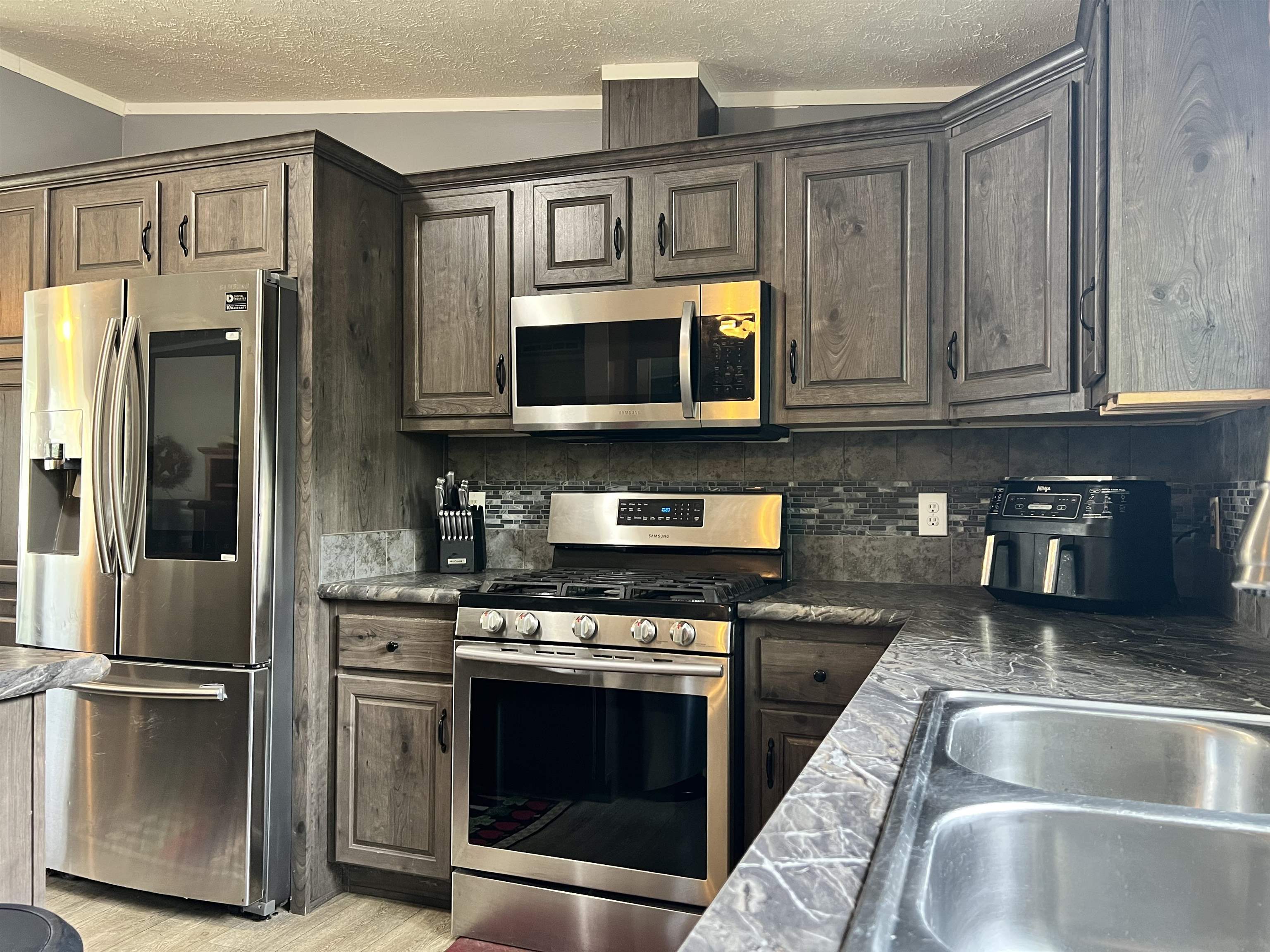 9 Page Road Property Photo 49