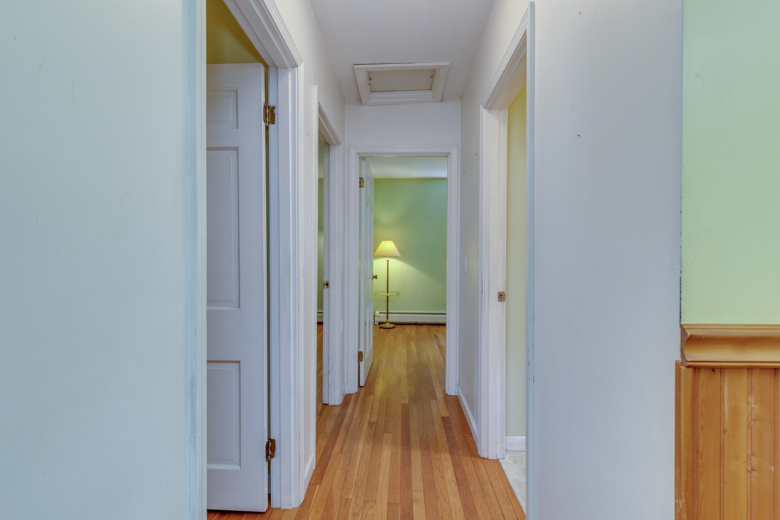 525 Briar Hill Road Property Photo 18