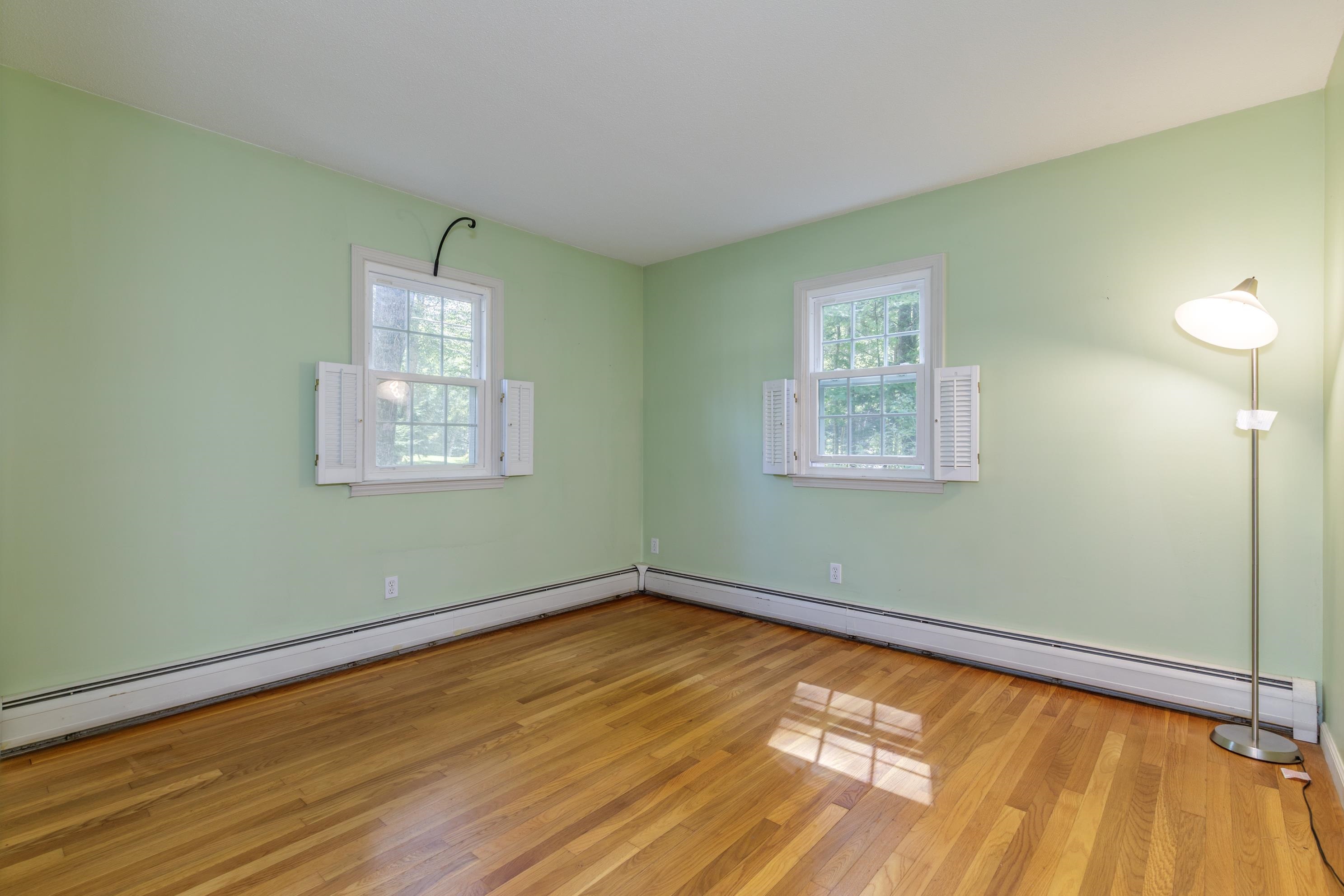 525 Briar Hill Road Property Photo 22
