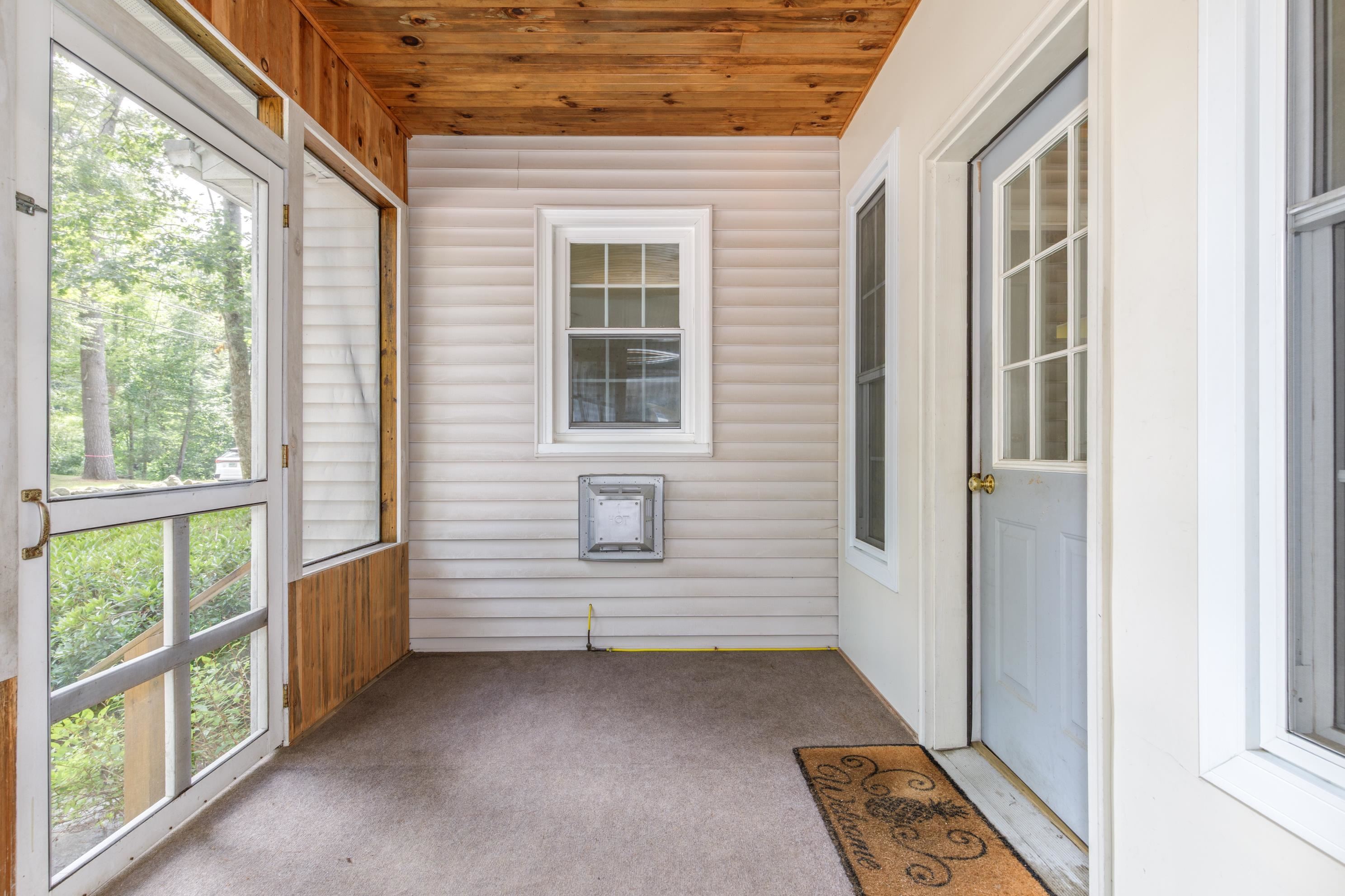 525 Briar Hill Road Property Photo 29