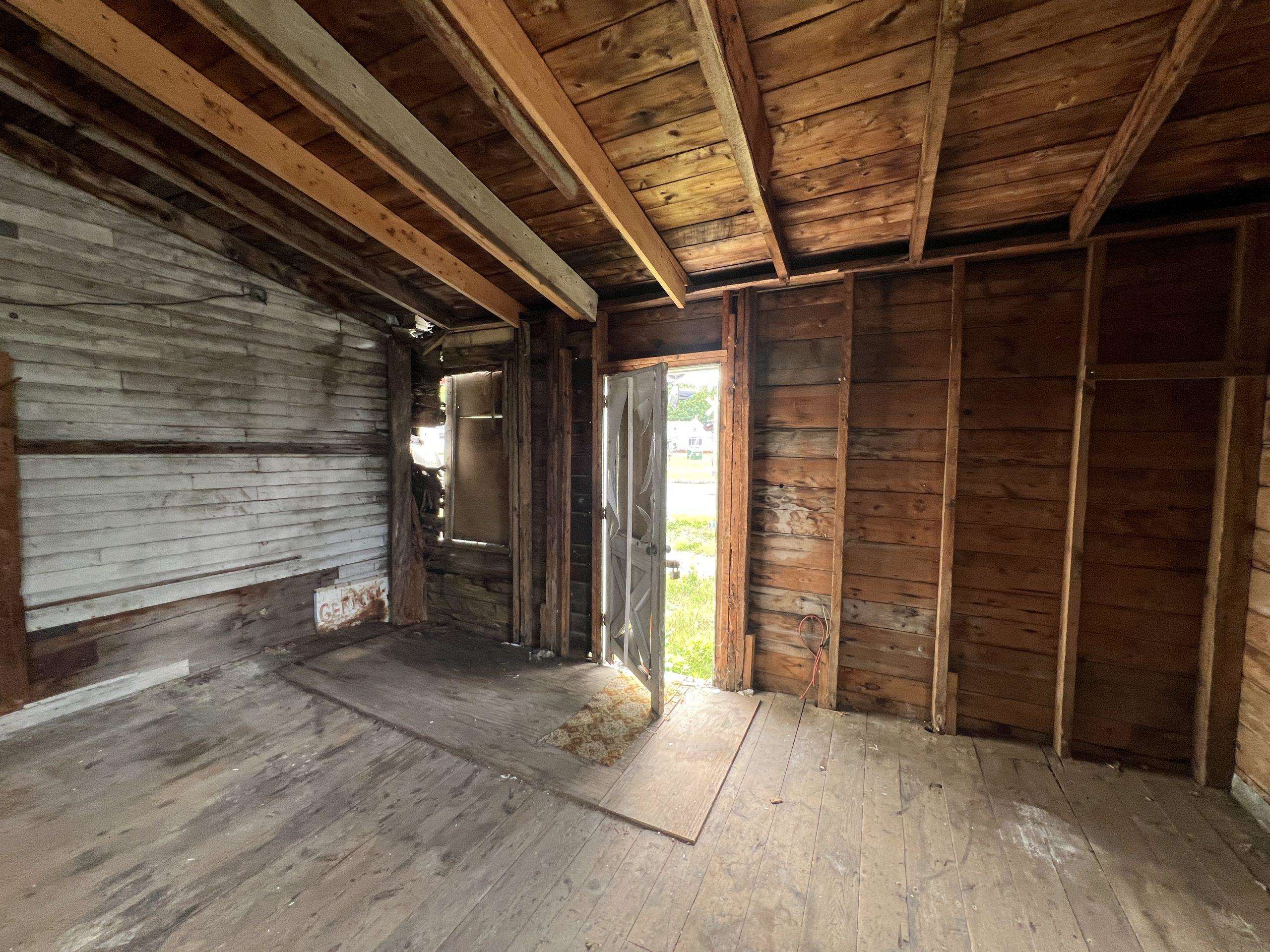 271 Main Street Property Photo 34
