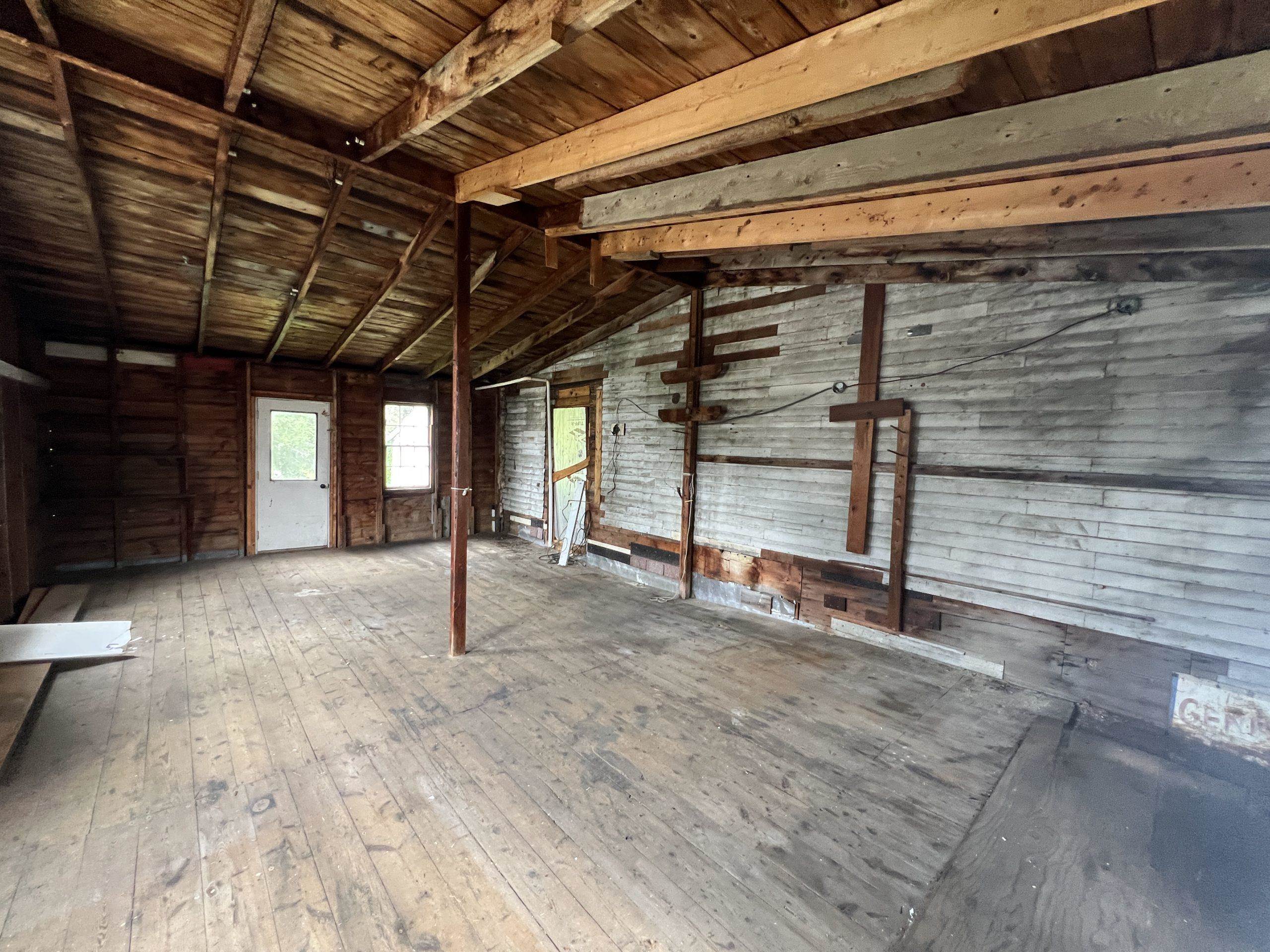271 Main Street Property Photo 35