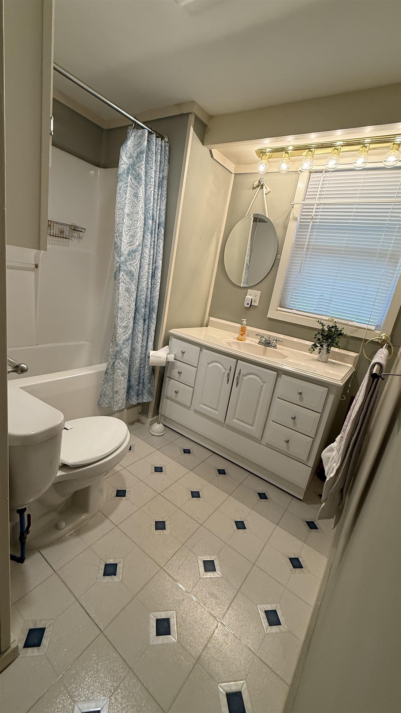 40 Hampton Road Property Photo 27