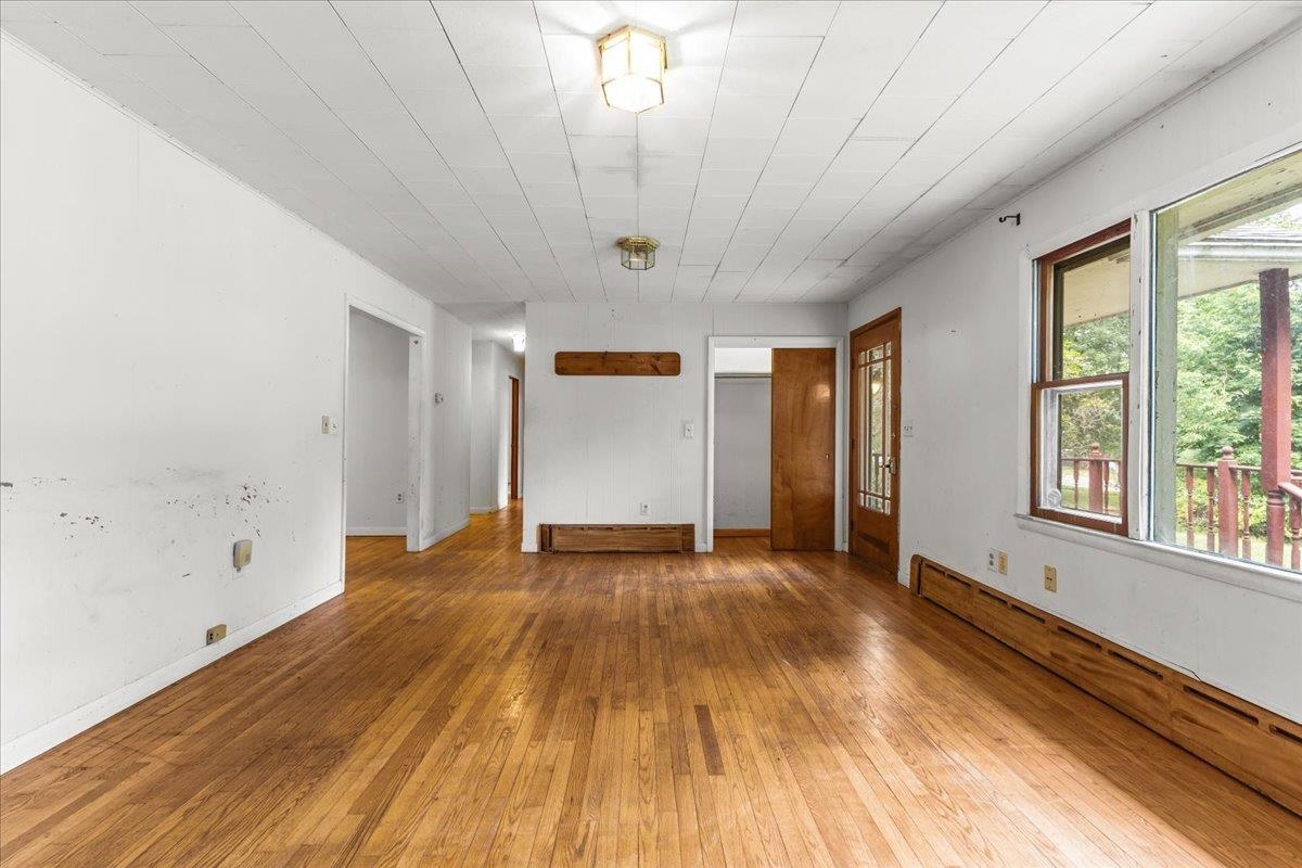 657 West Lakeshore Drive Property Photo 9