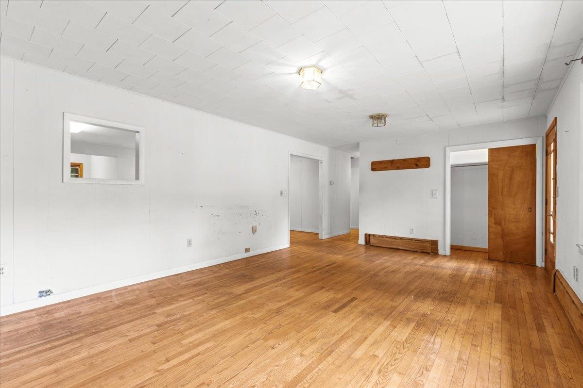 657 West Lakeshore Drive Property Photo 10