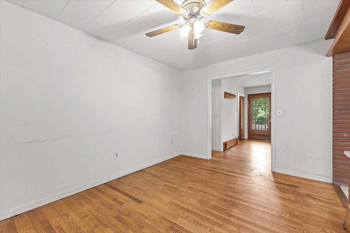 657 West Lakeshore Drive Property Photo 15
