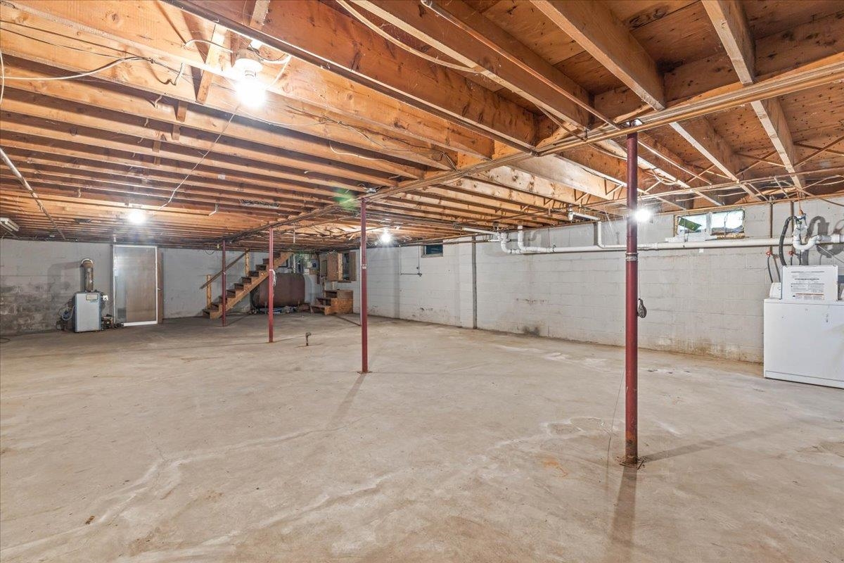657 West Lakeshore Drive Property Photo 43