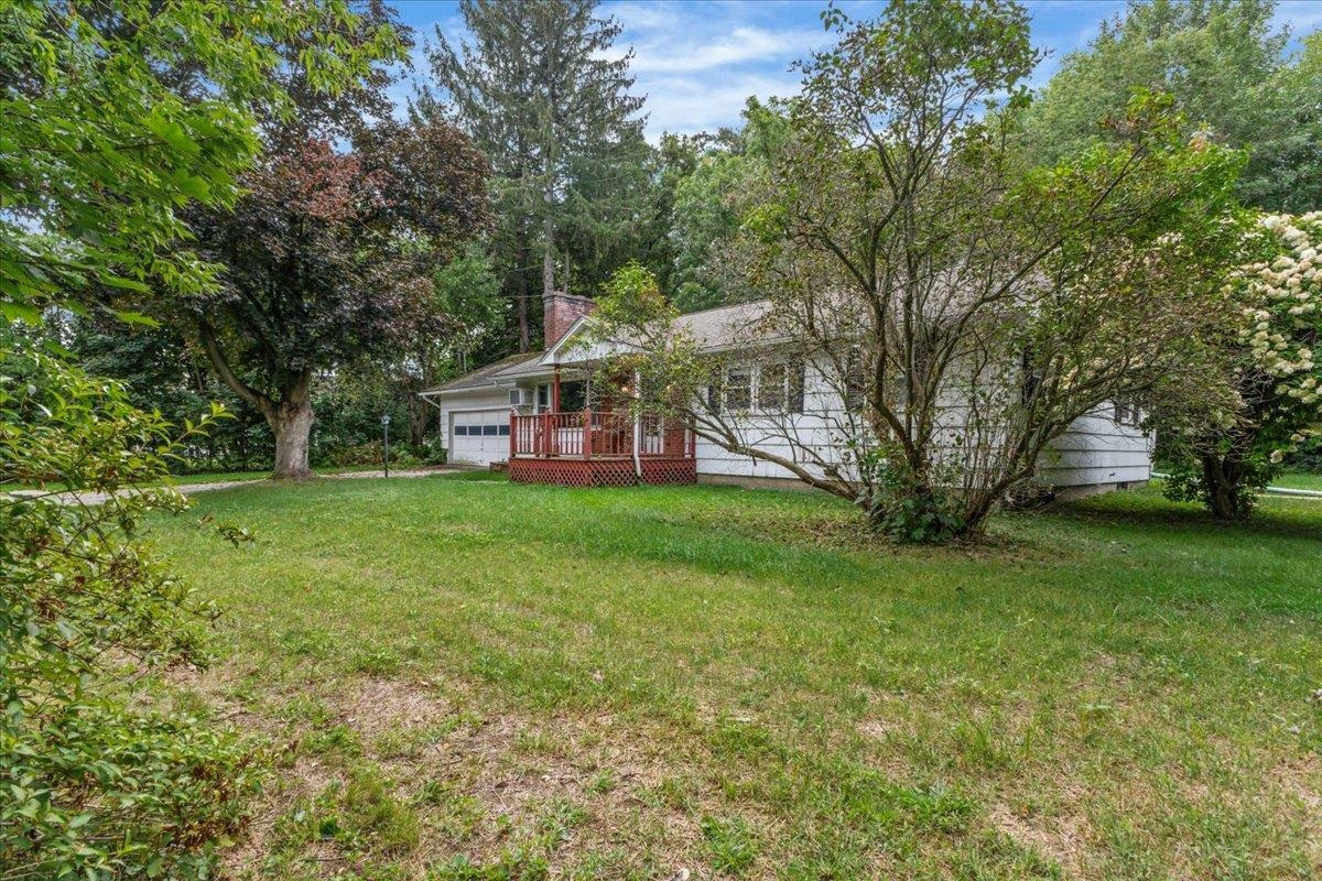 657 West Lakeshore Drive Property Photo 48