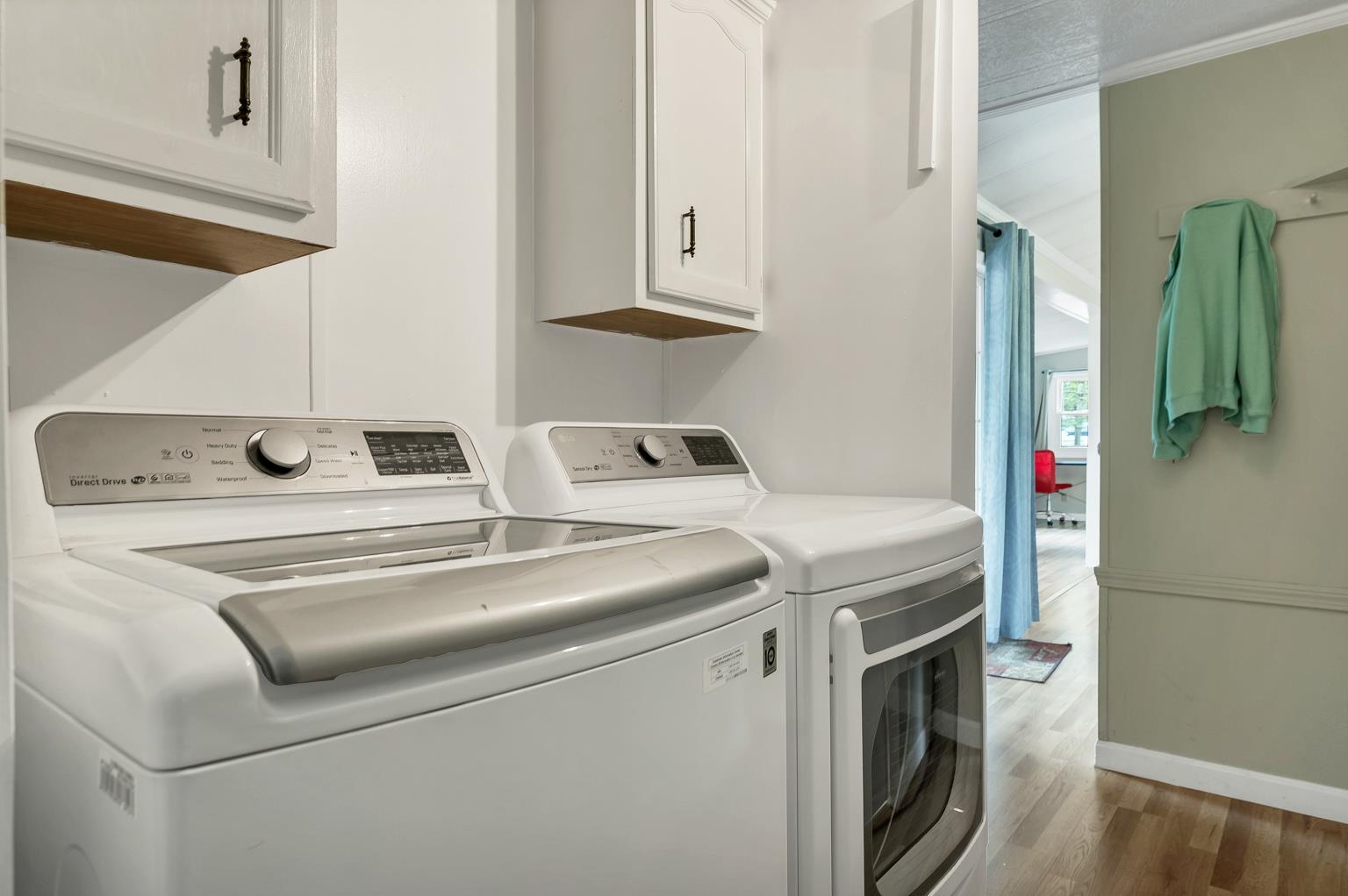 5 North Dewberry Lane Property Photo 17
