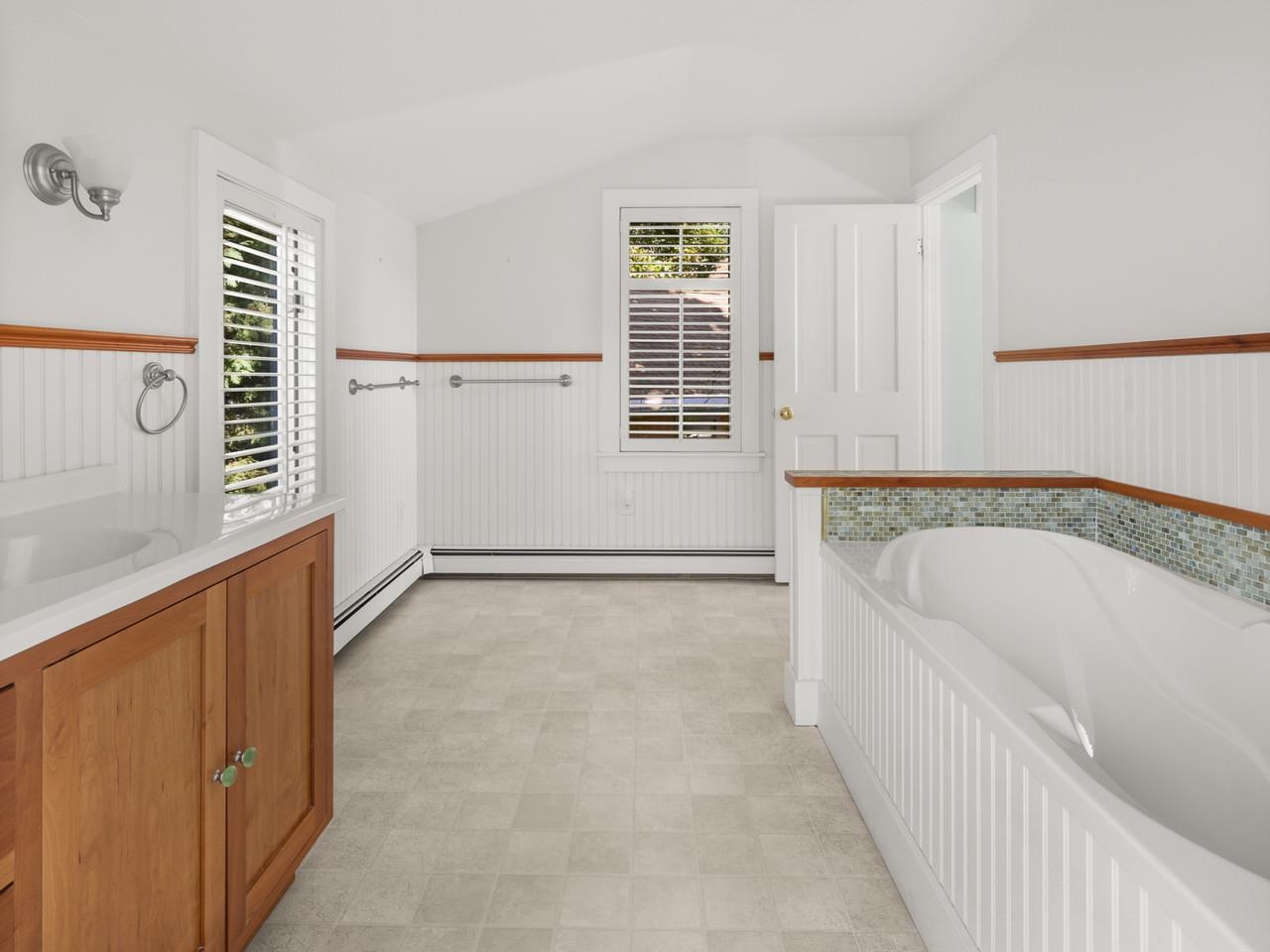106 Ledge Road Property Photo 36