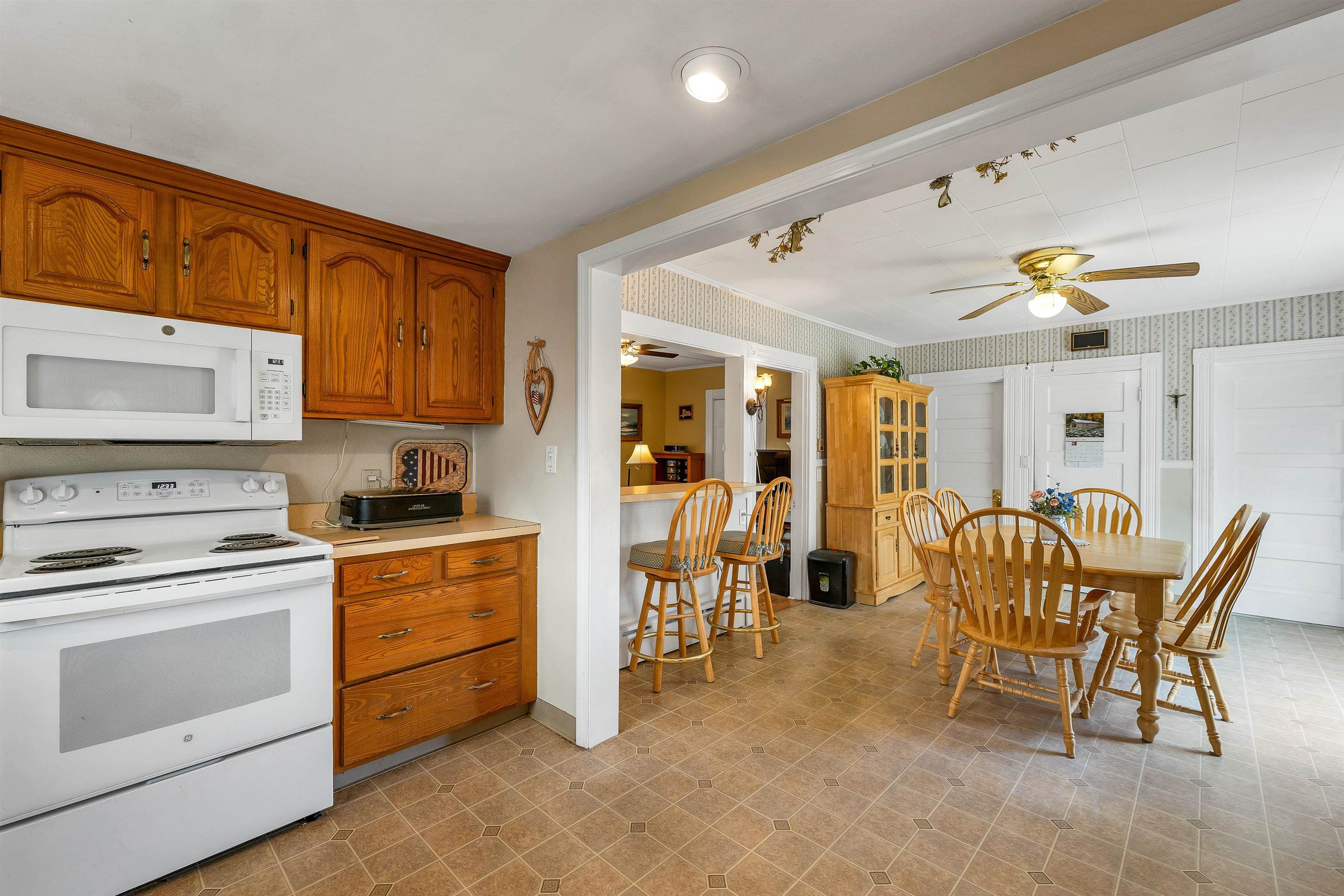 101 Pine Street Property Photo 3