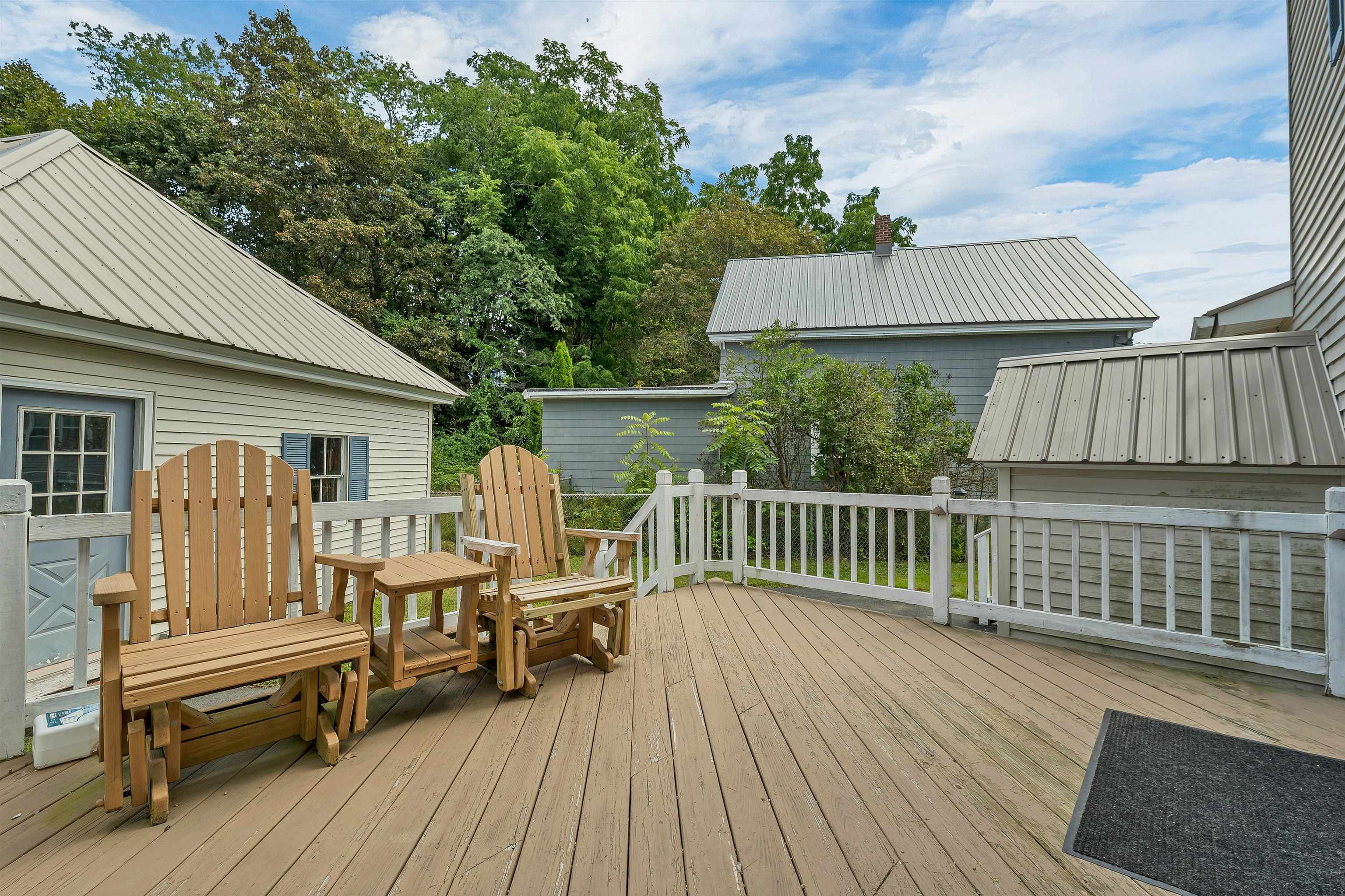 101 Pine Street Property Photo 6