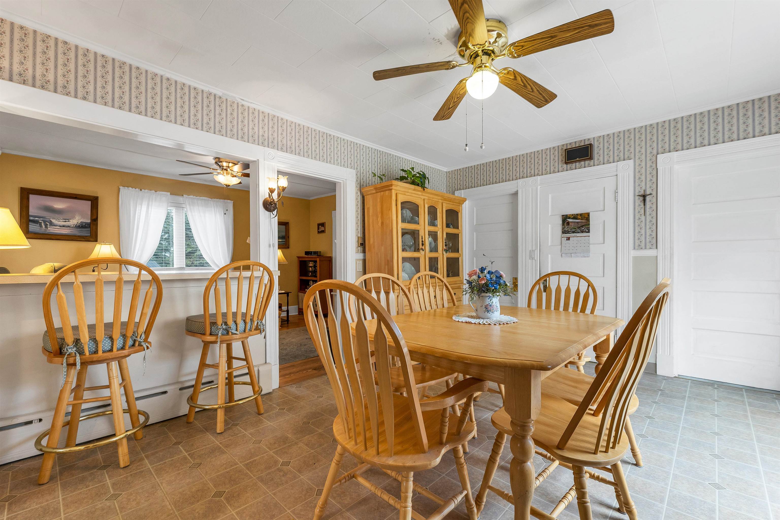 101 Pine Street Property Photo 8