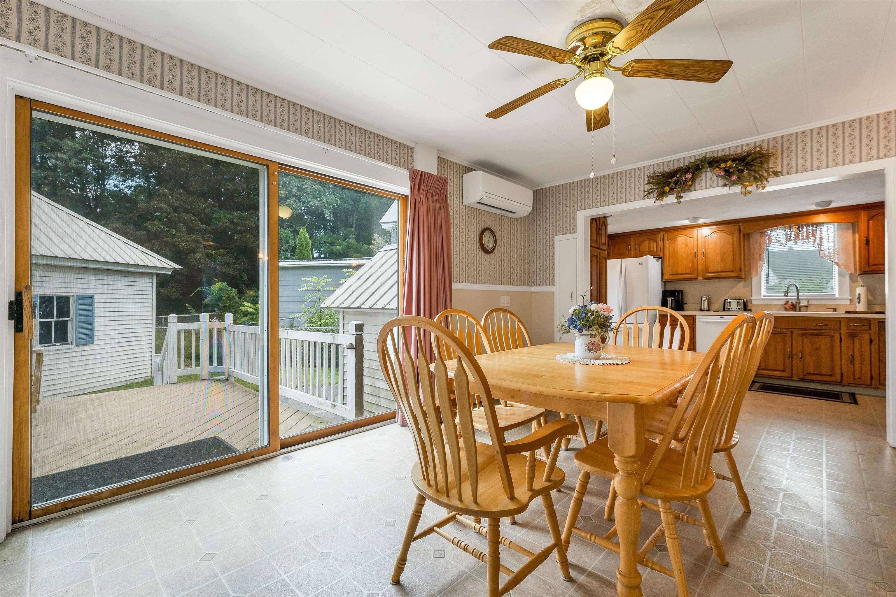 101 Pine Street Property Photo 11