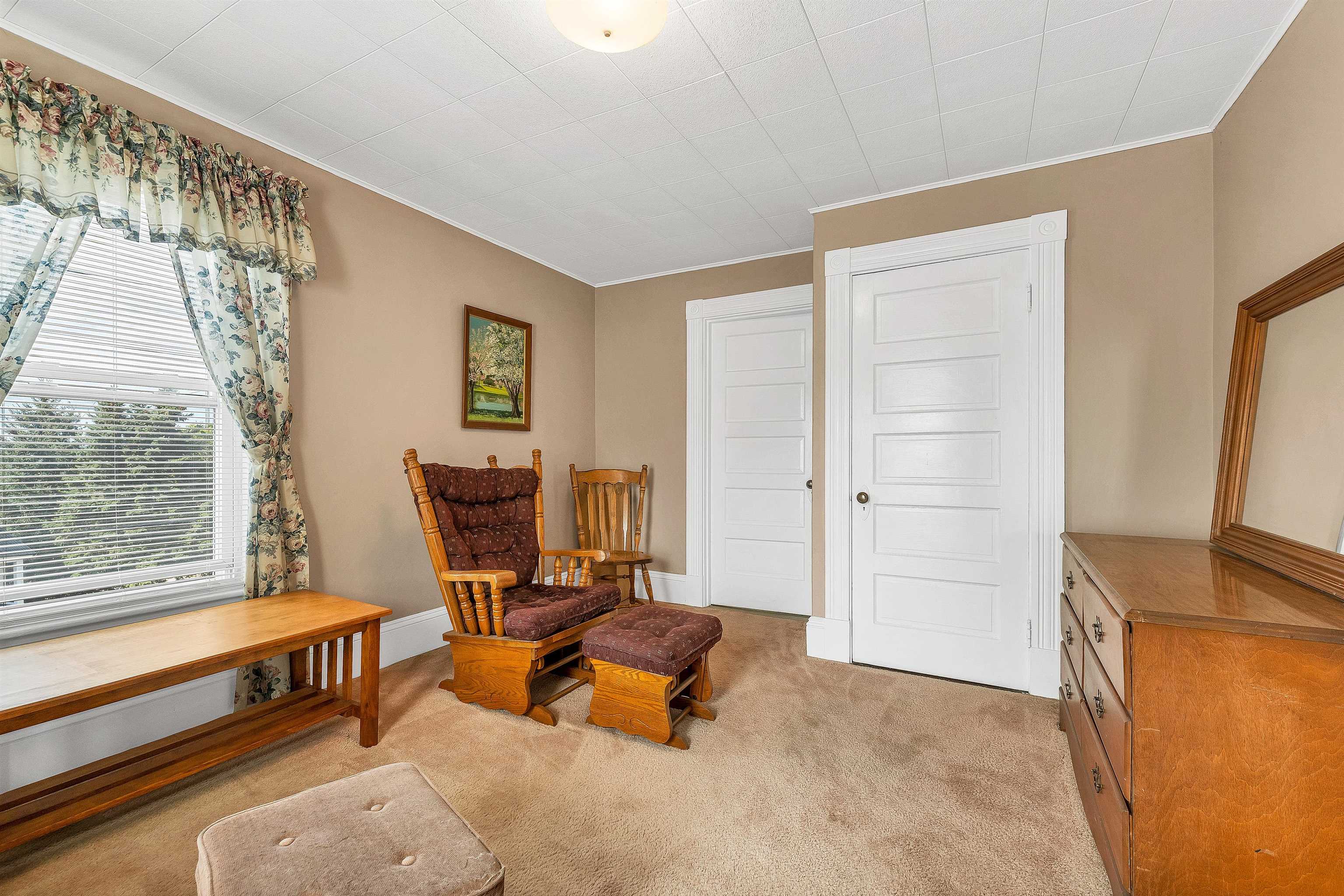 101 Pine Street Property Photo 49
