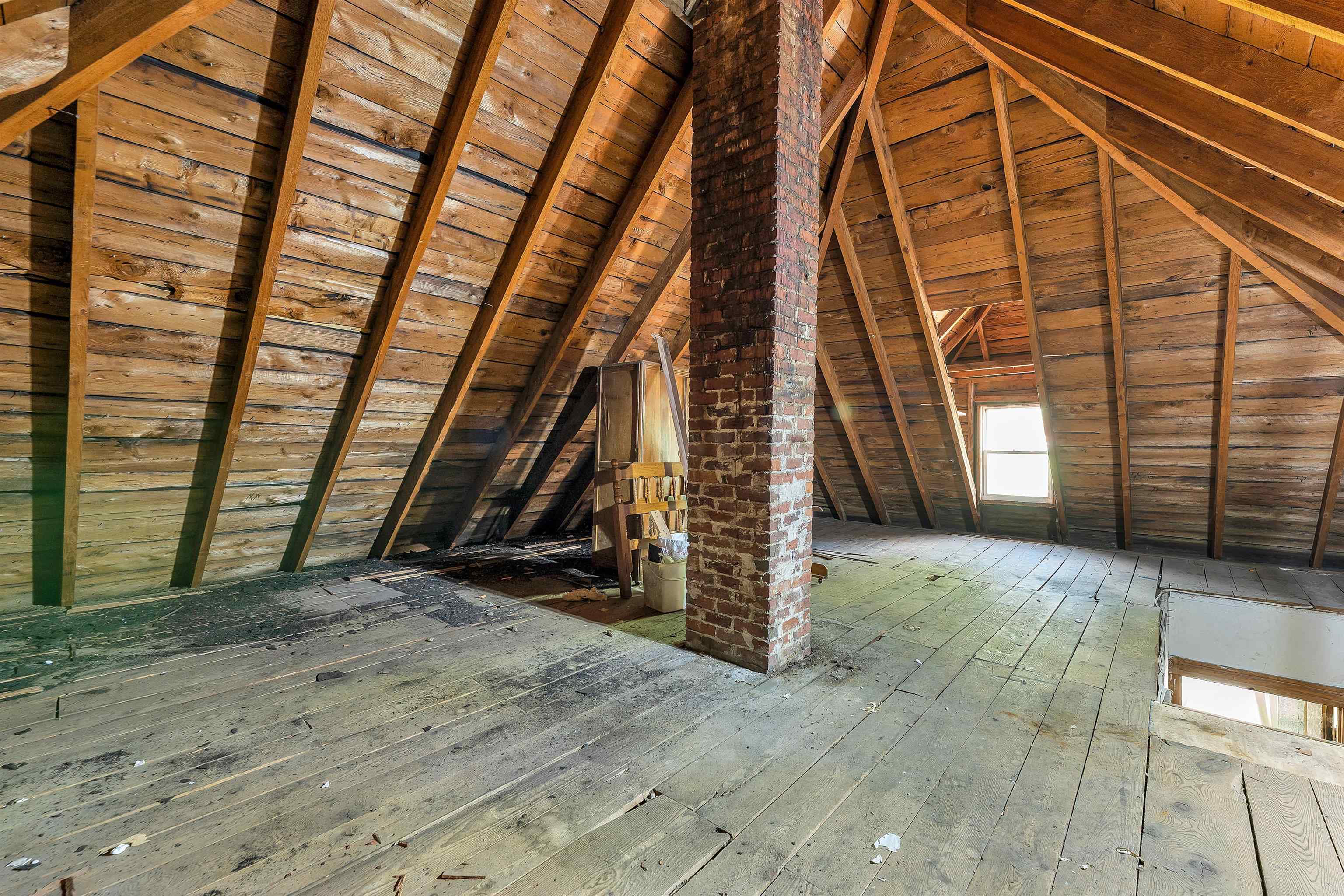 101 Pine Street Property Photo 59