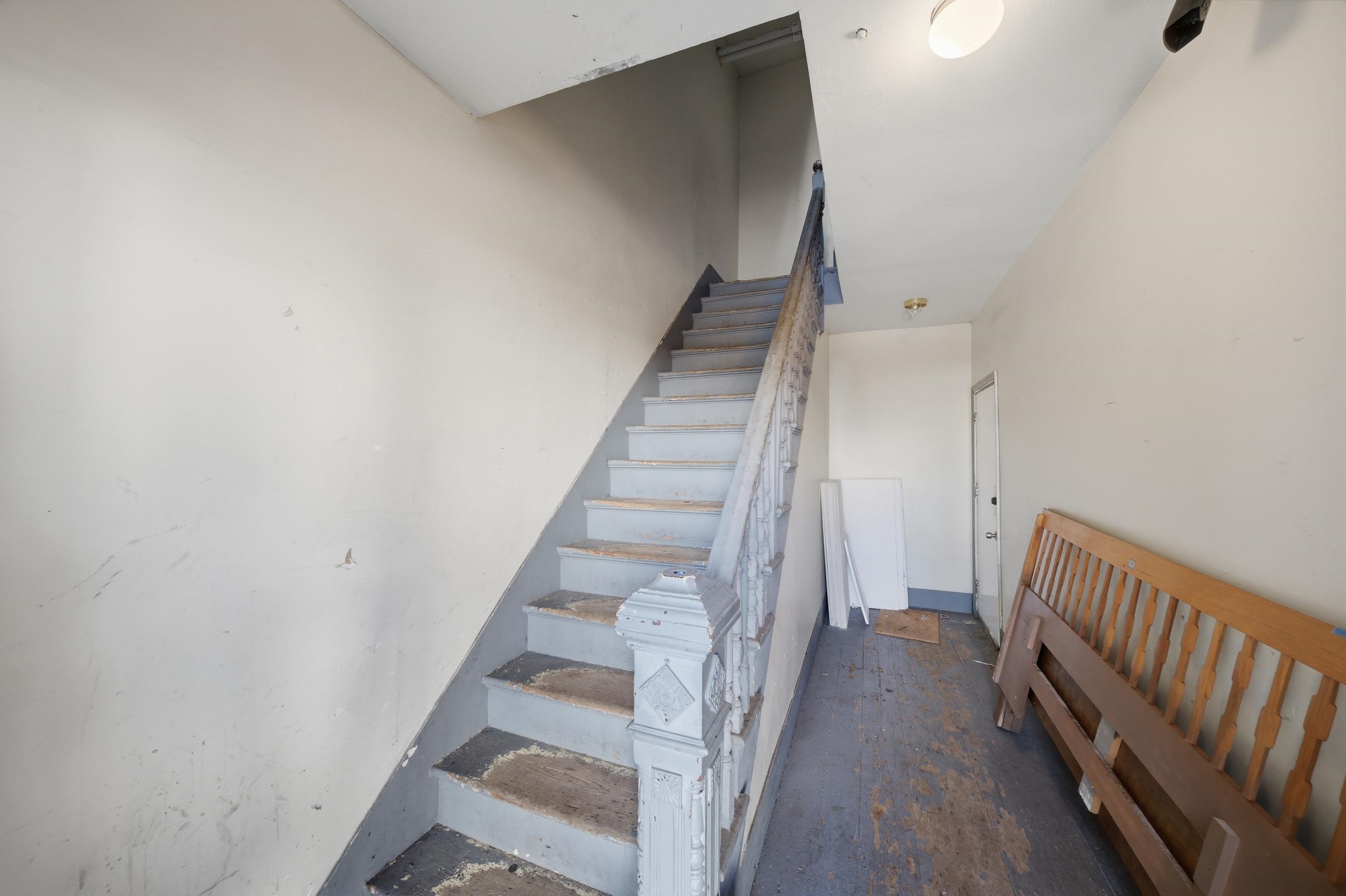 201 Auburn Street Property Photo 11