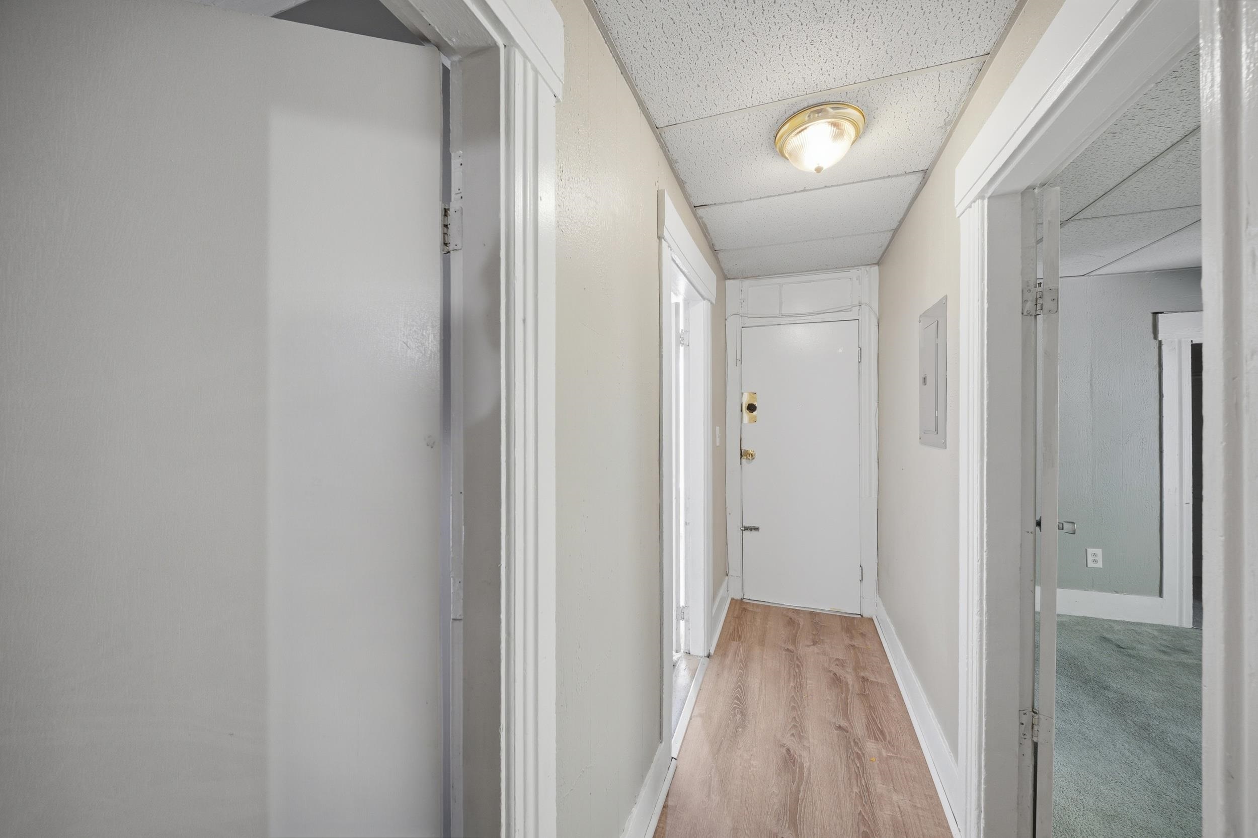 201 Auburn Street Property Photo 22