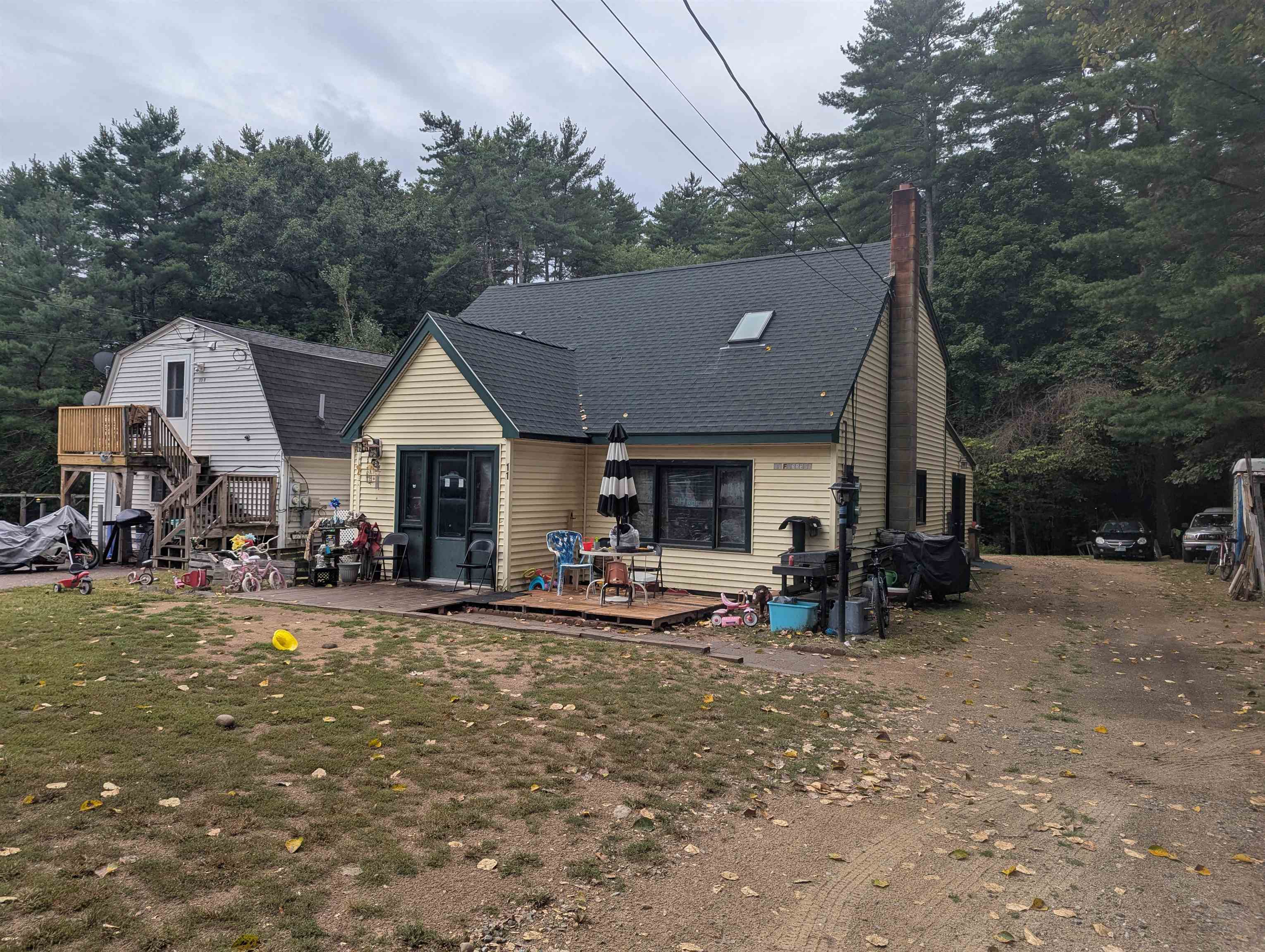 11-15 Forrest Road Property Photo 2