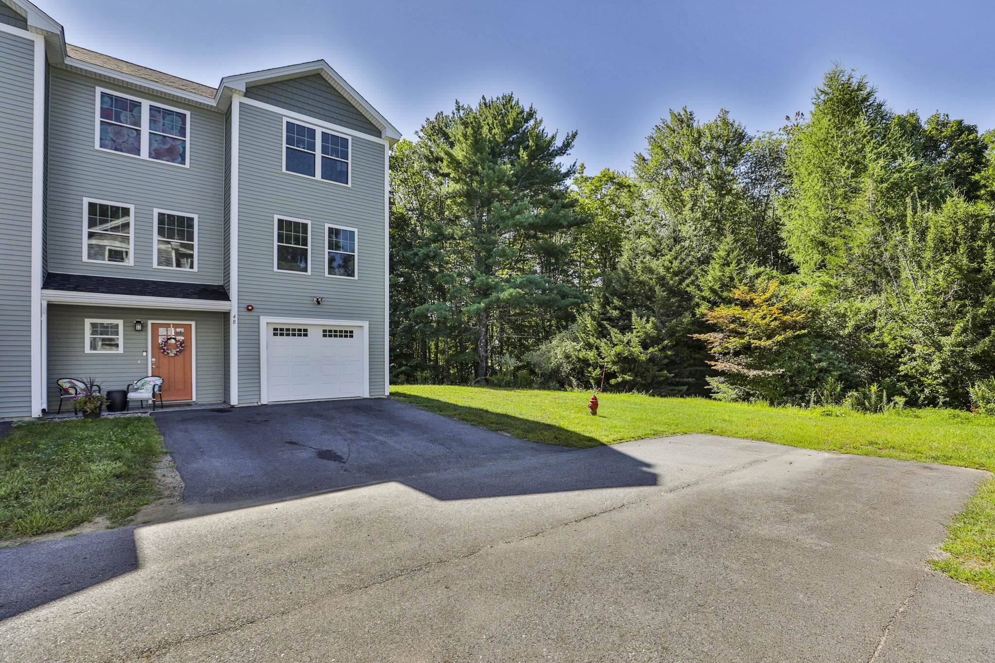 4 Bovee Way Property Photo 1