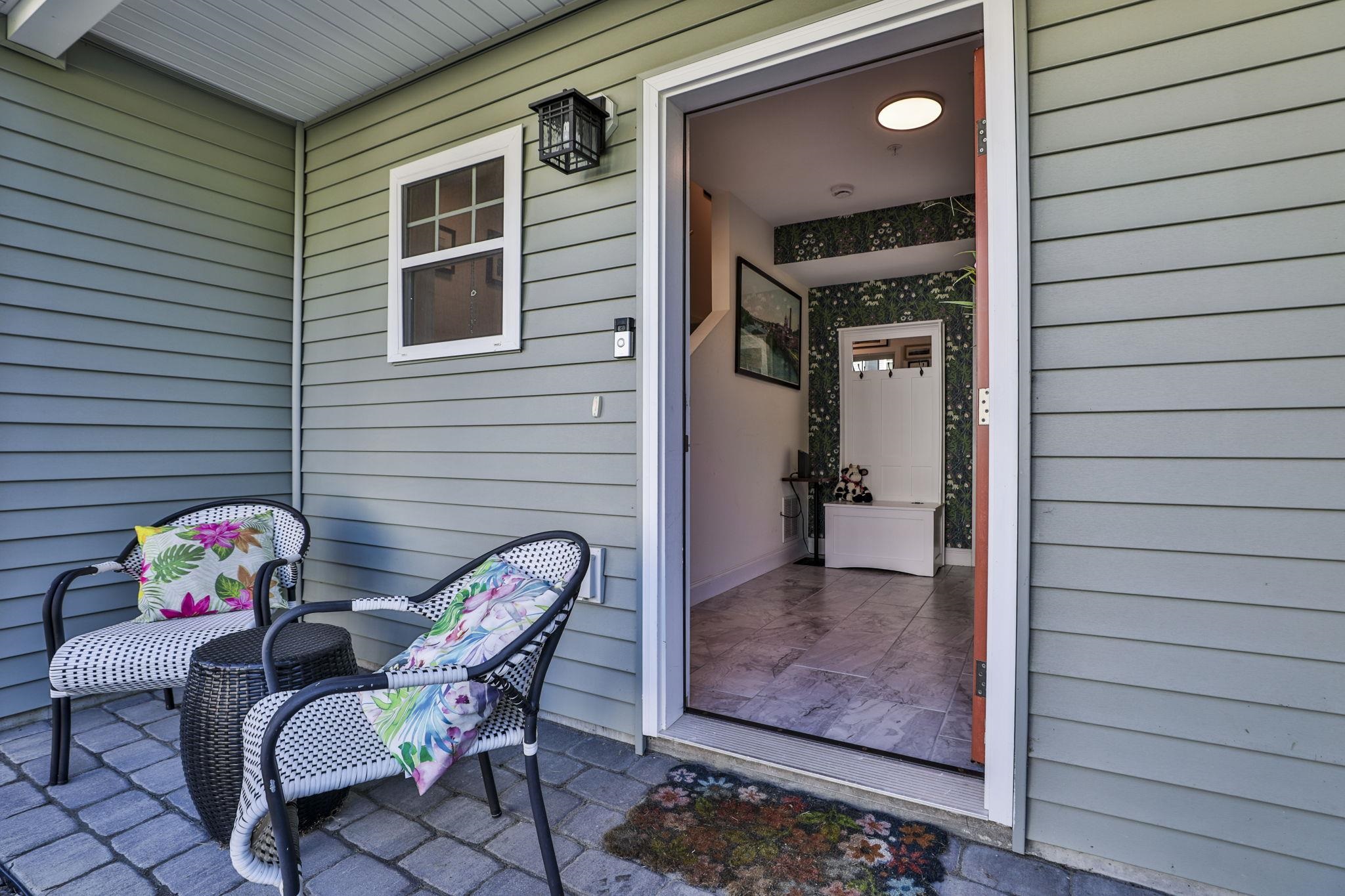 4 Bovee Way Property Photo 3