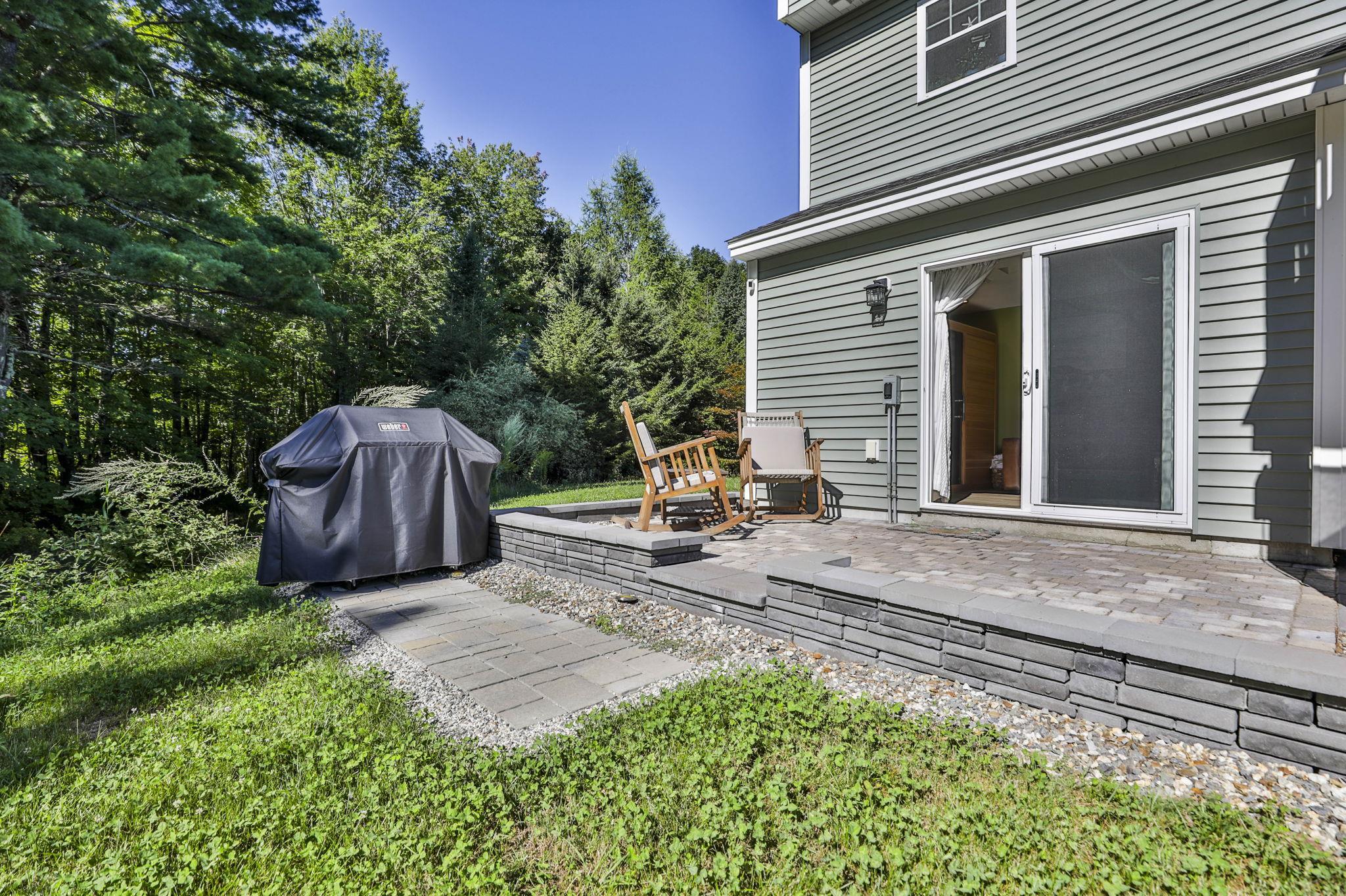 4 Bovee Way Property Photo 10