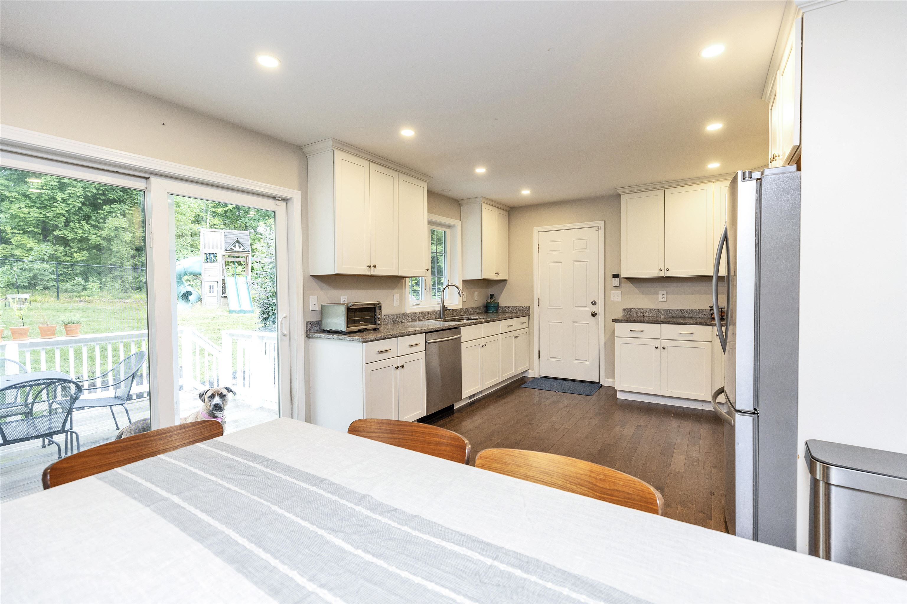 12 Springvale Avenue Property Photo 10