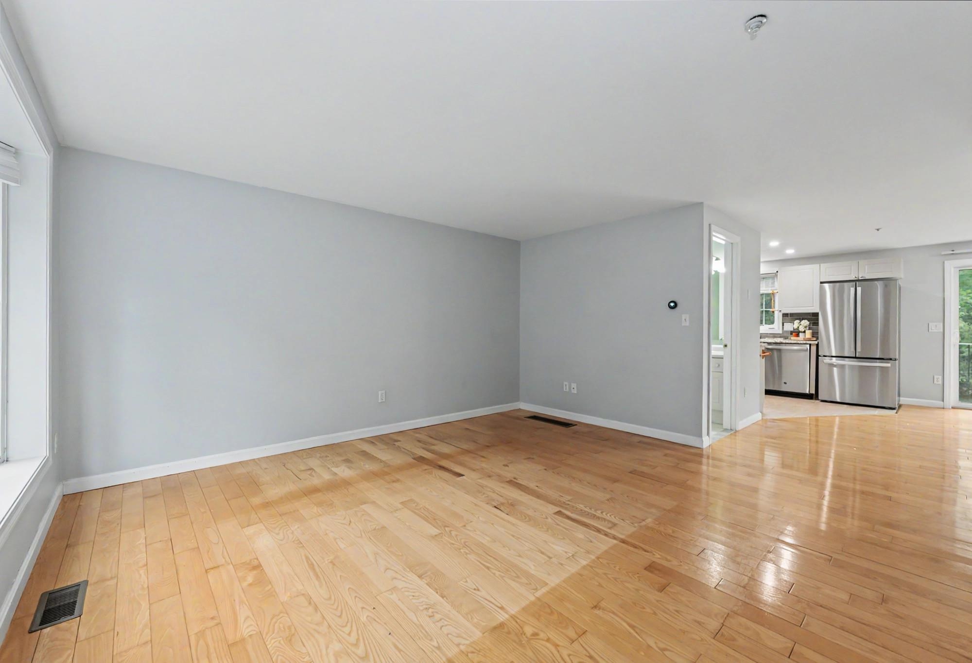 15 Elm Street Property Photo 8