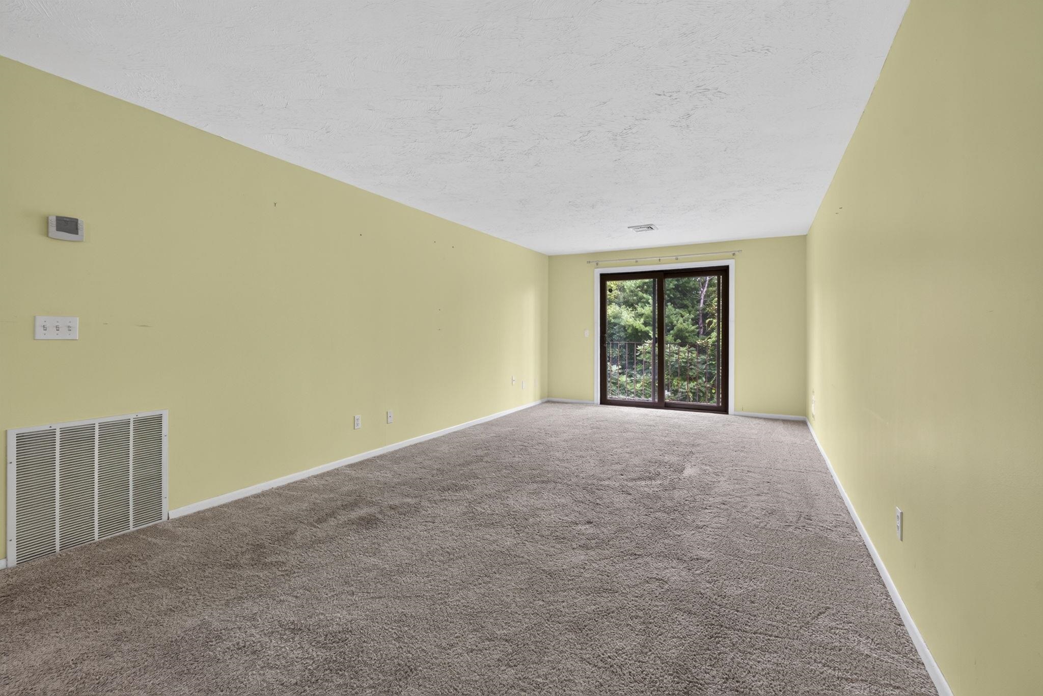 307b Amherst Street Property Photo 7