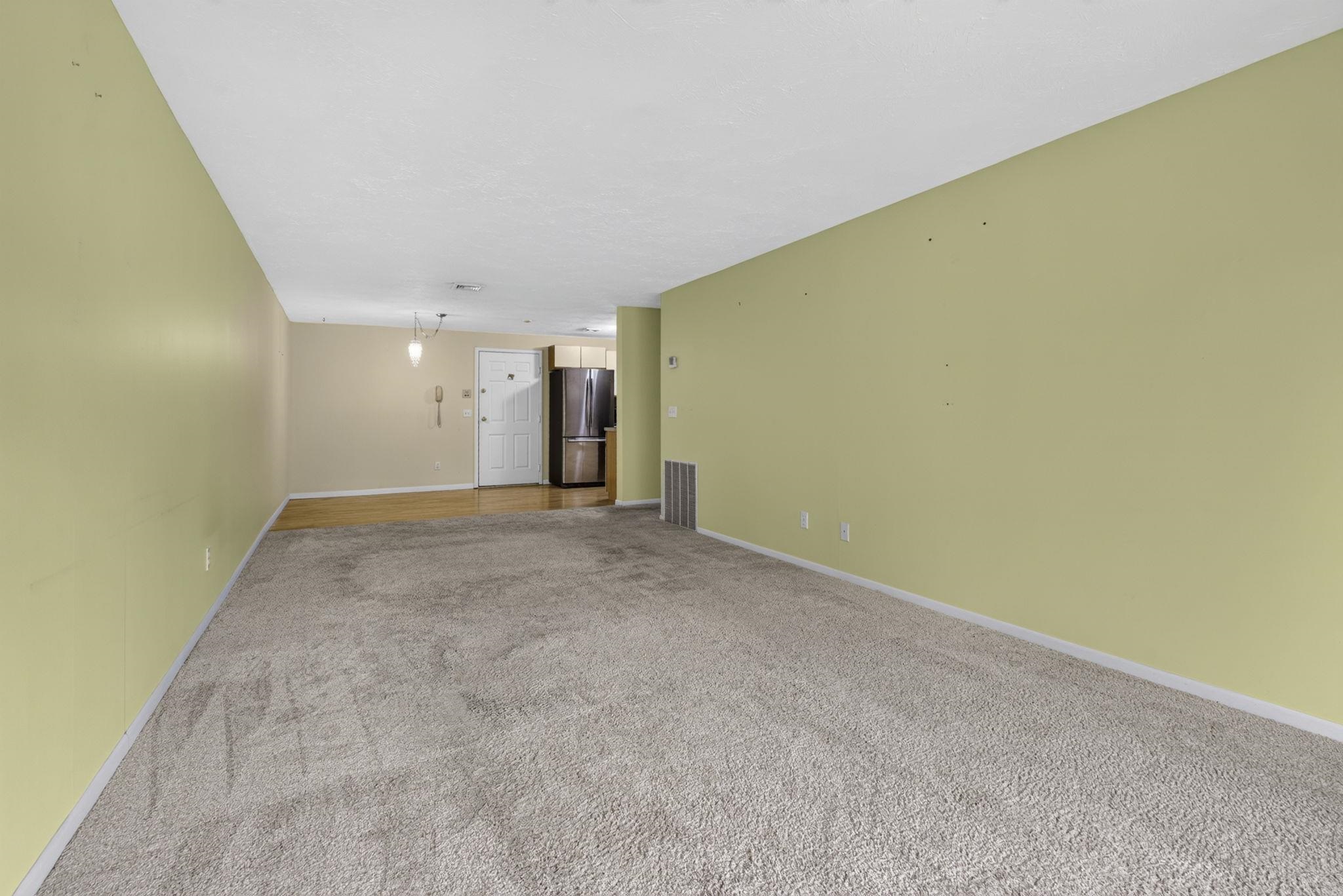307b Amherst Street Property Photo 9