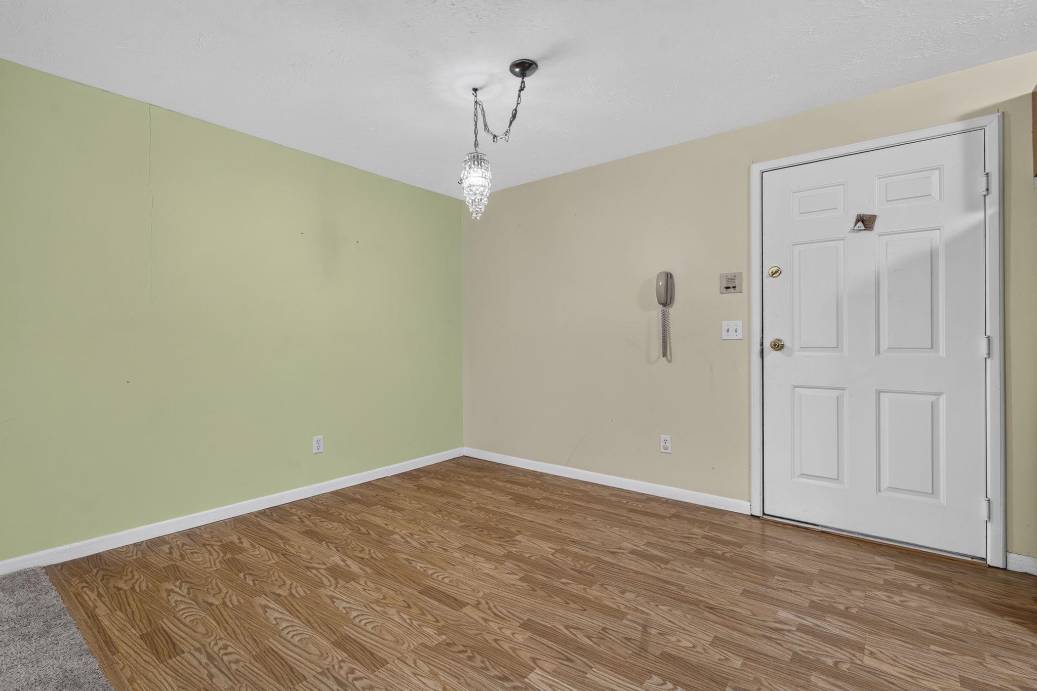 307b Amherst Street Property Photo 11