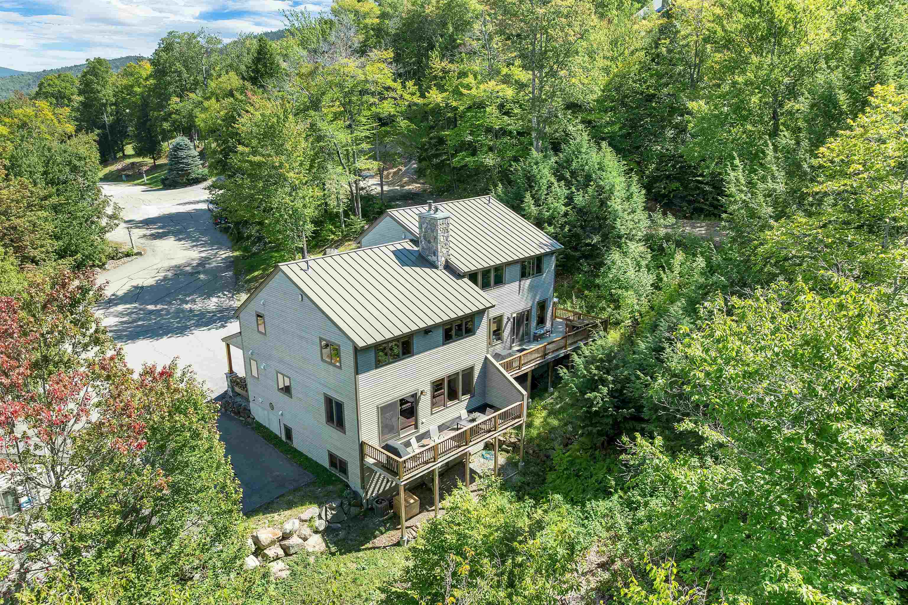 31 Ammonoosuc Drive Property Photo 3