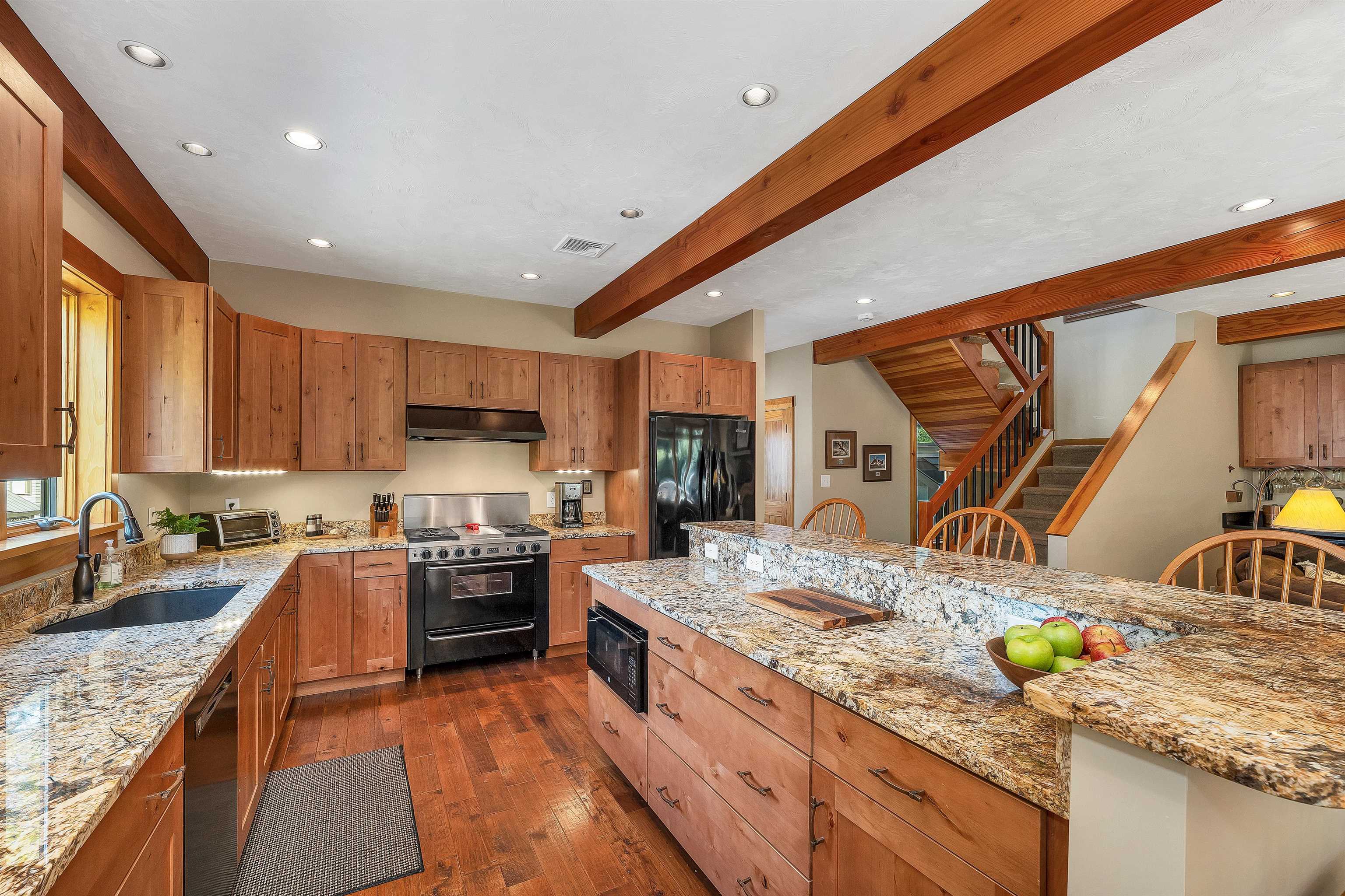 31 Ammonoosuc Drive Property Photo 12
