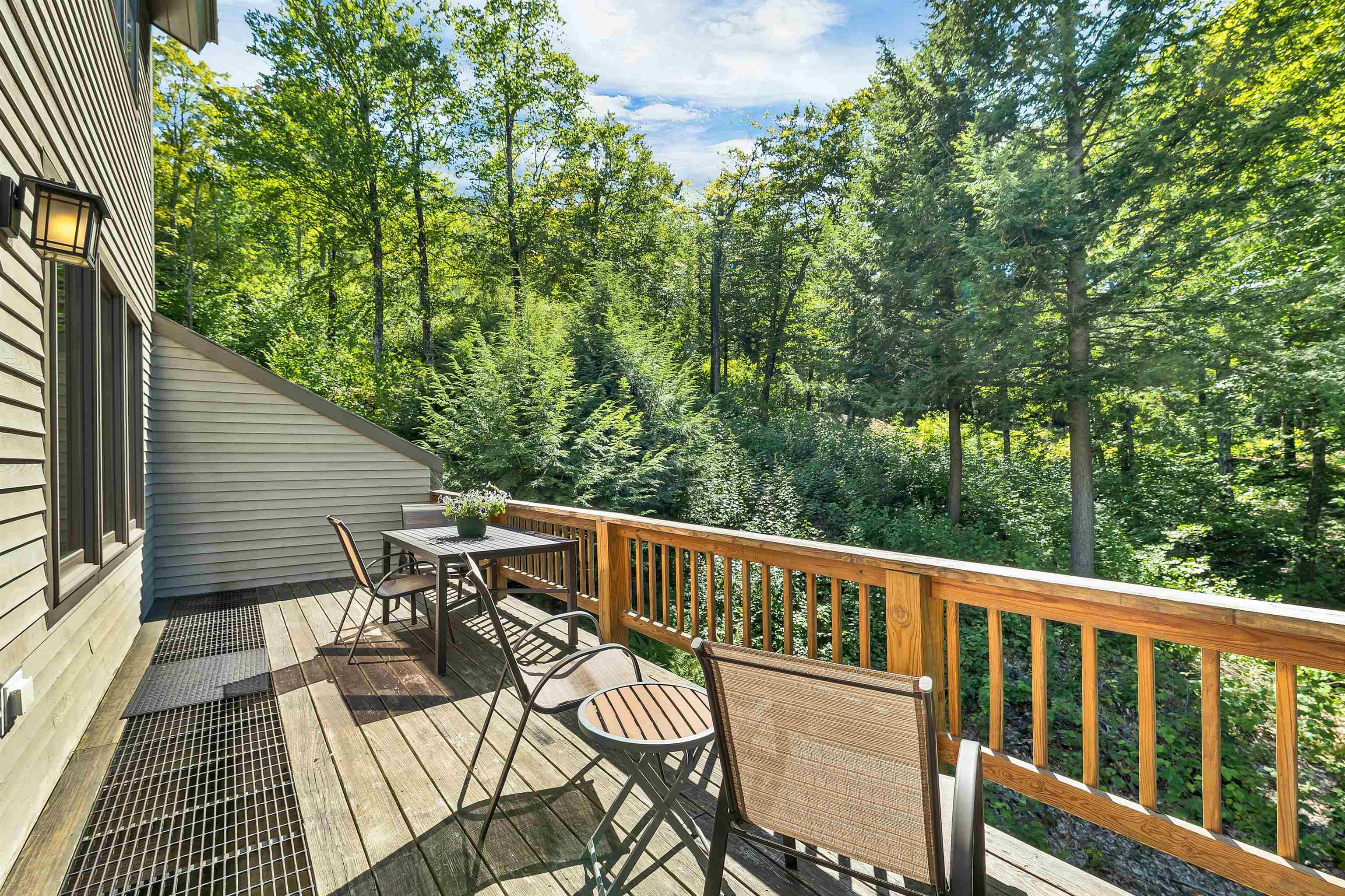 31 Ammonoosuc Drive Property Photo 18