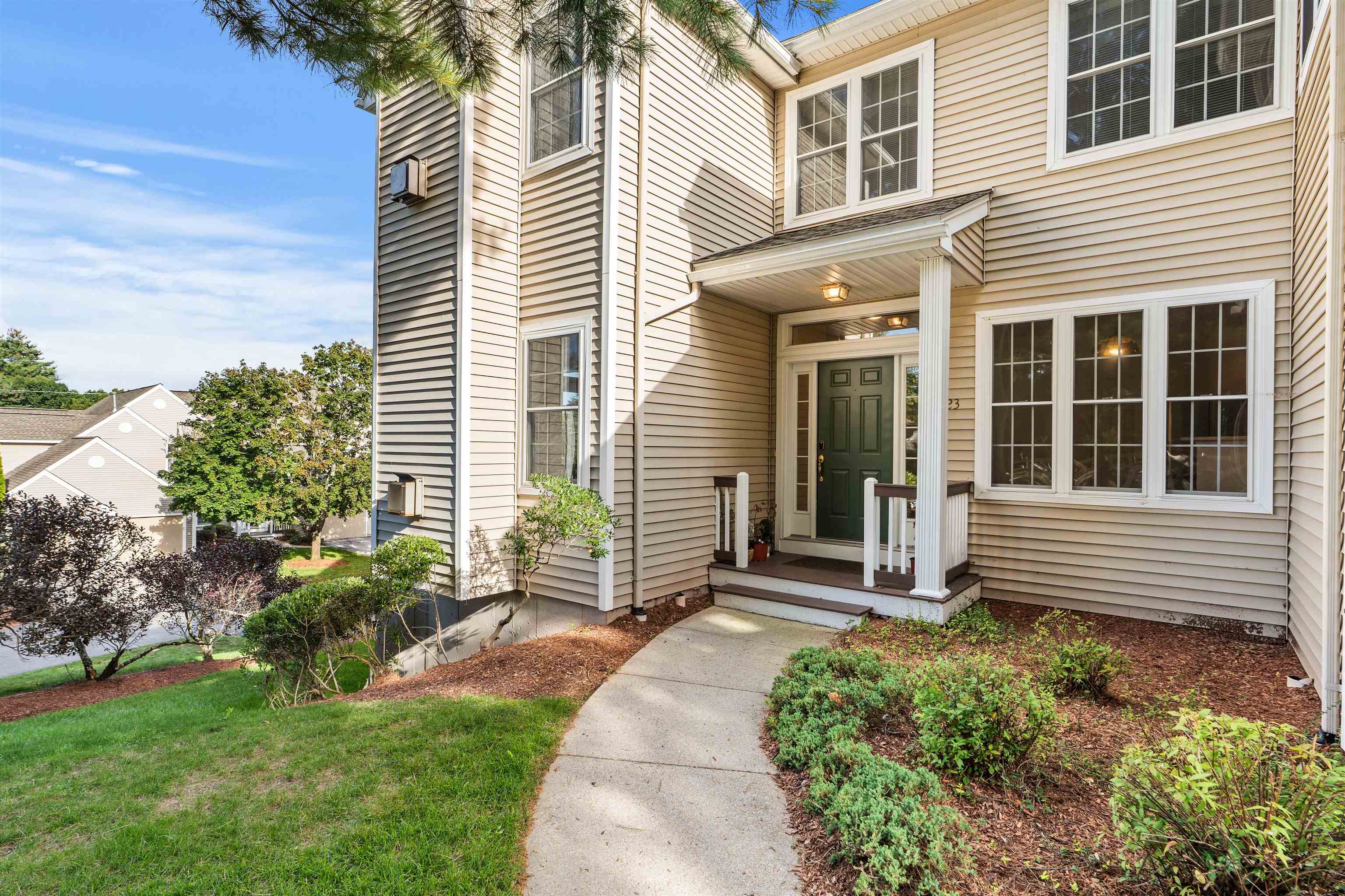 23 Edward Circle Property Photo 1