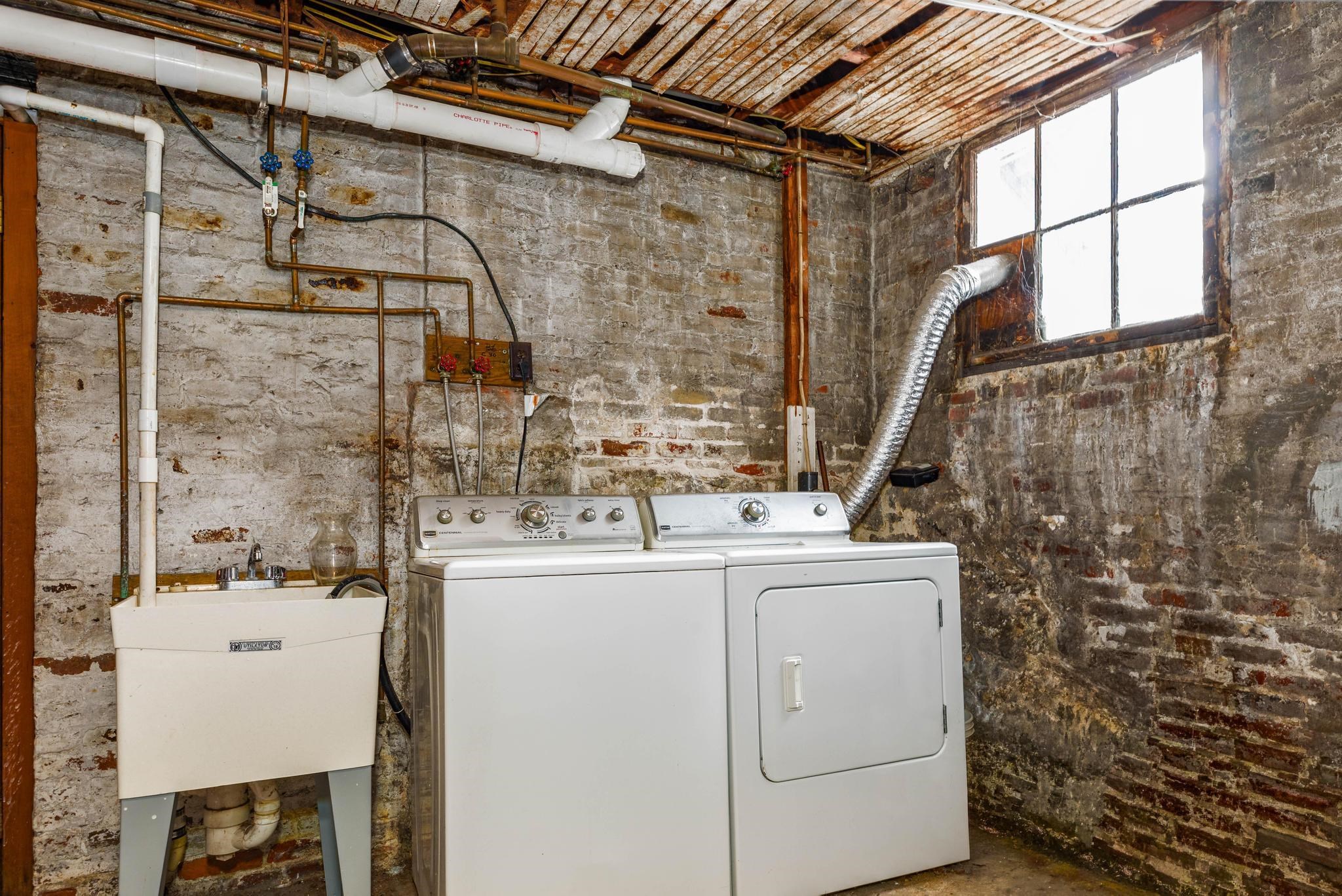 145 Middle Street Property Photo 20