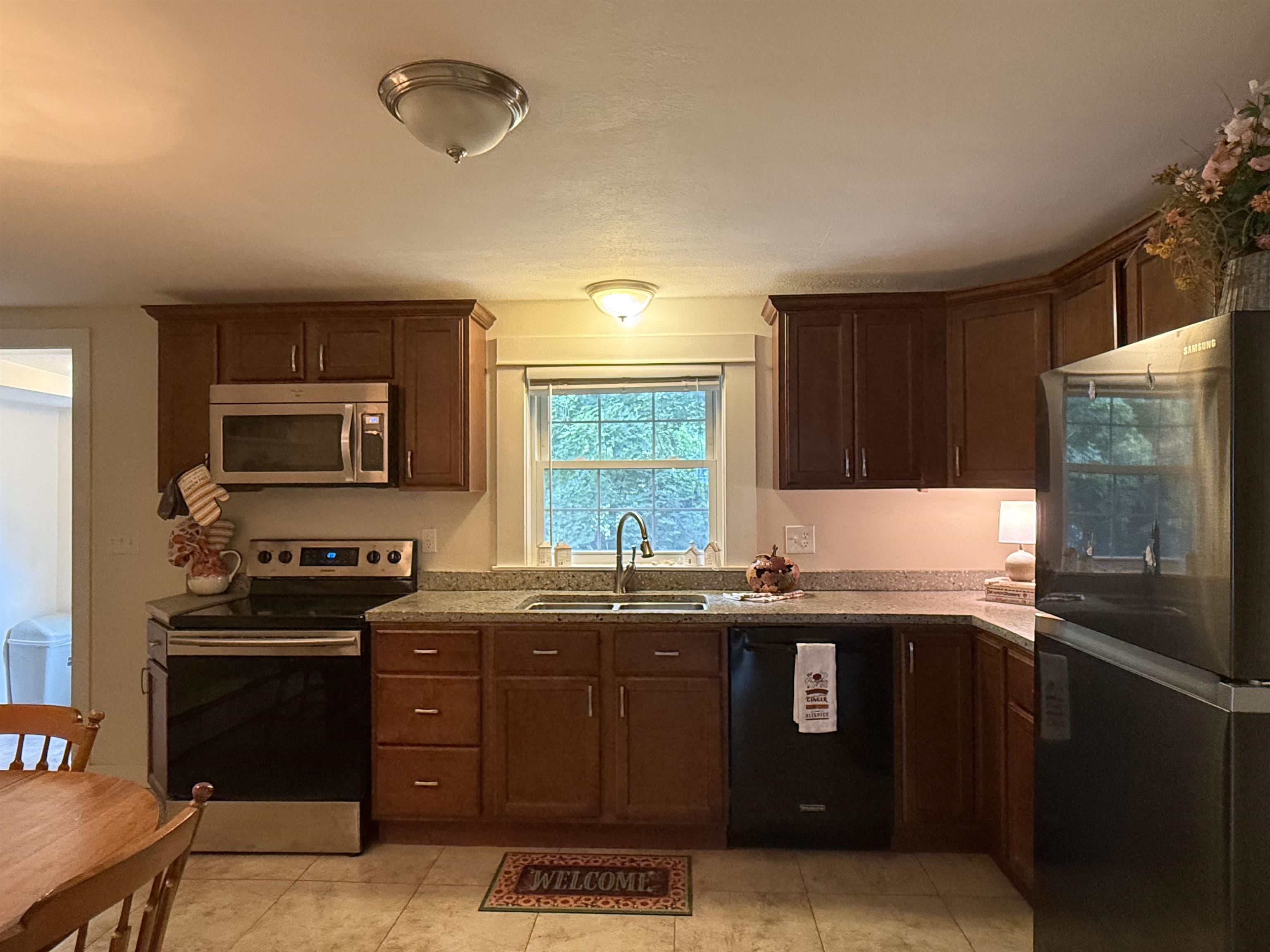 40 Atherton Avenue Property Photo 10