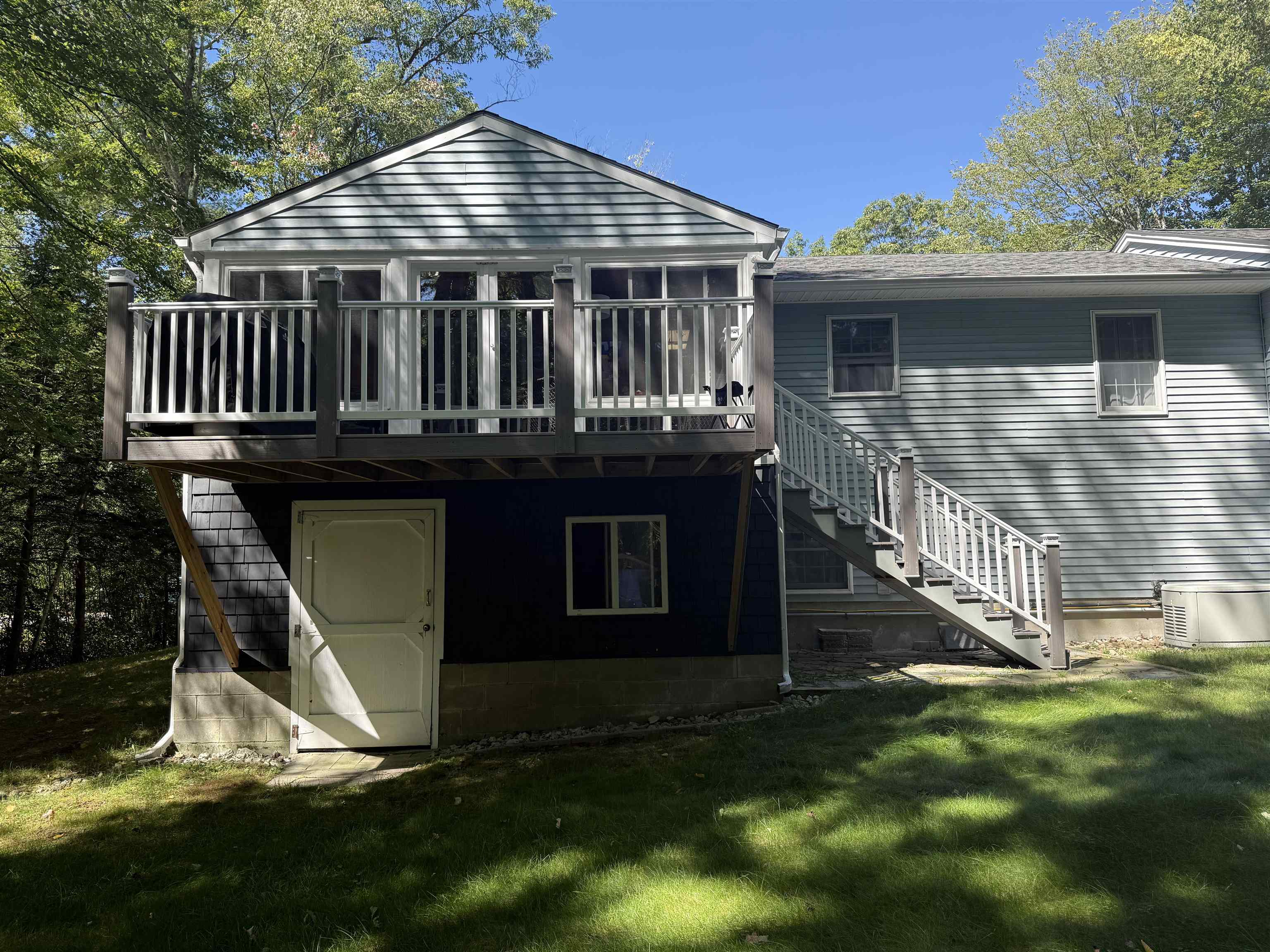 291 Eastern Avenue Property Photo 13