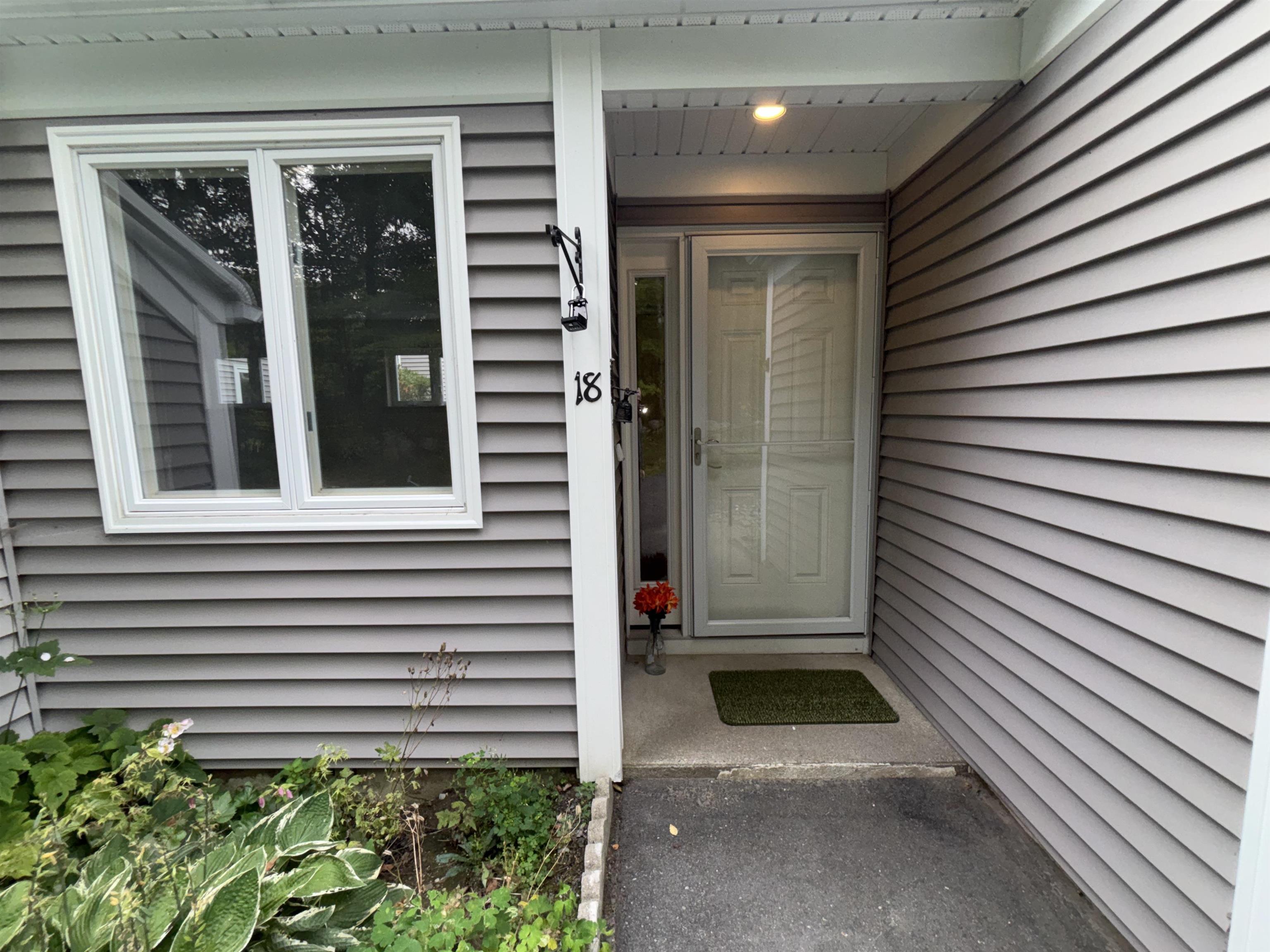 18 Hilltop Place Property Photo 4