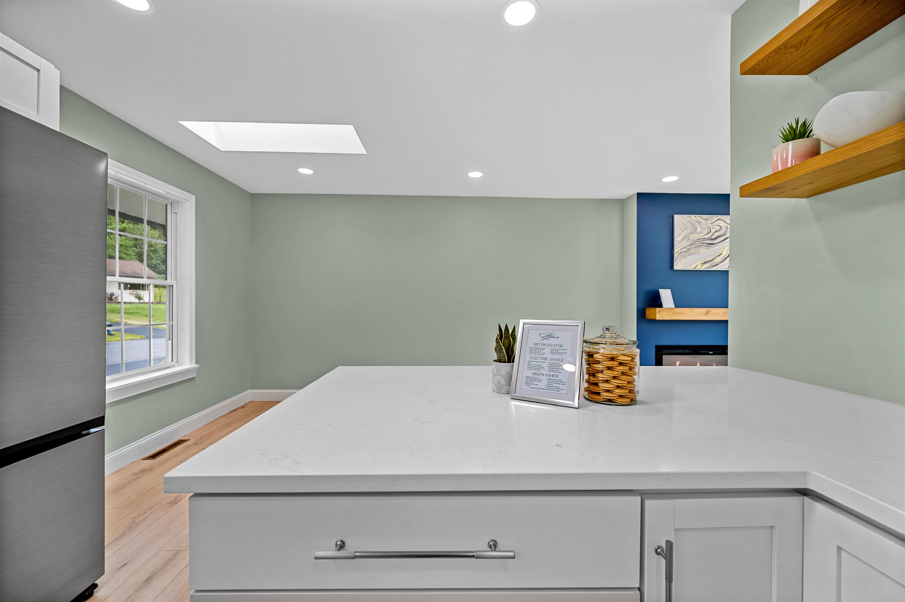 321 State Street Property Photo 4