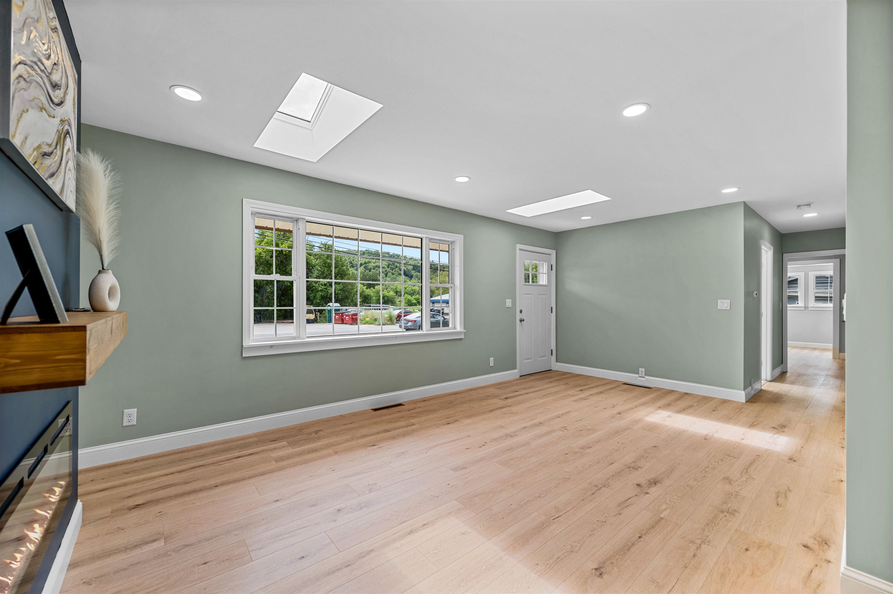 321 State Street Property Photo 11
