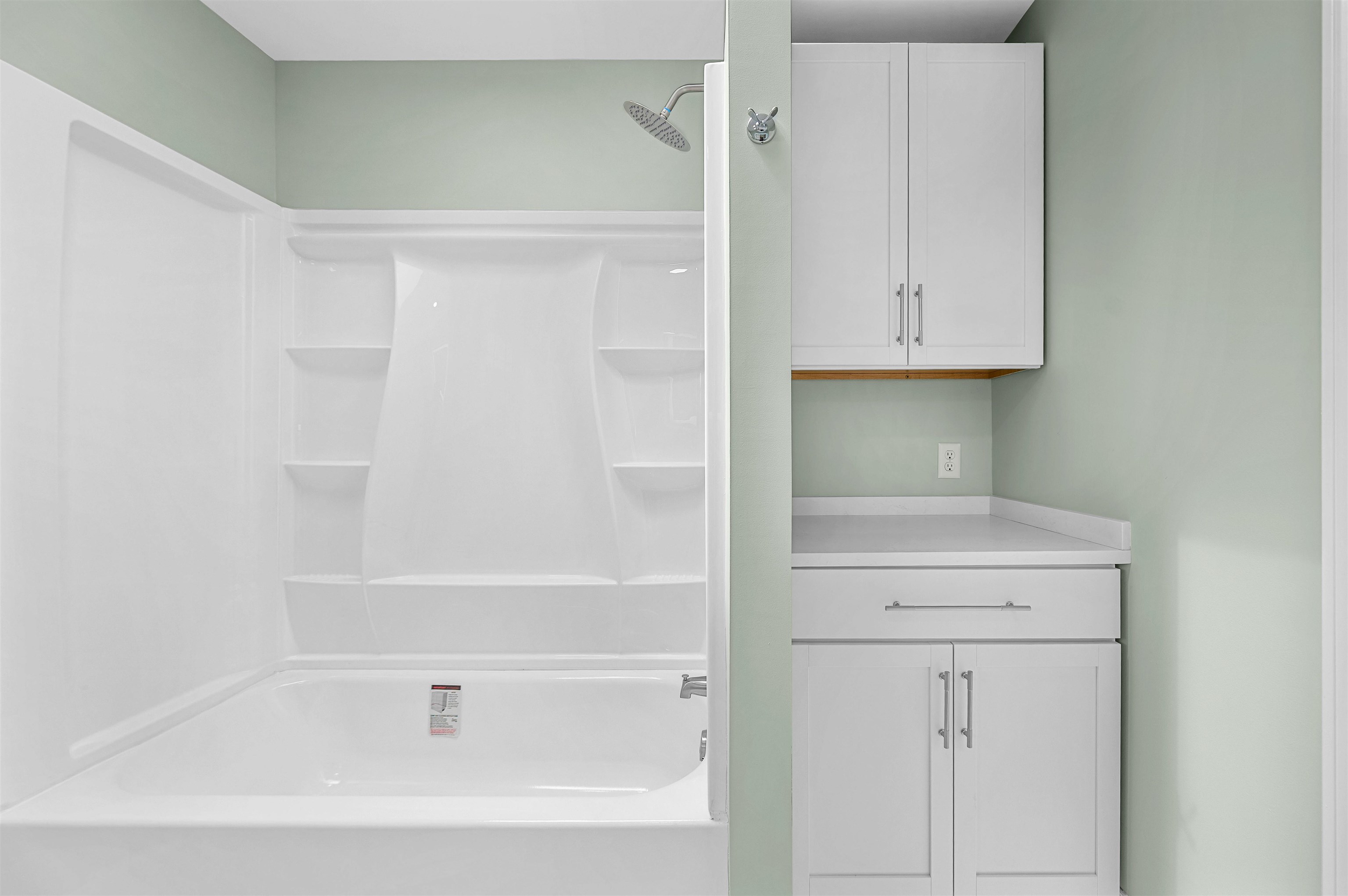 321 State Street Property Photo 21