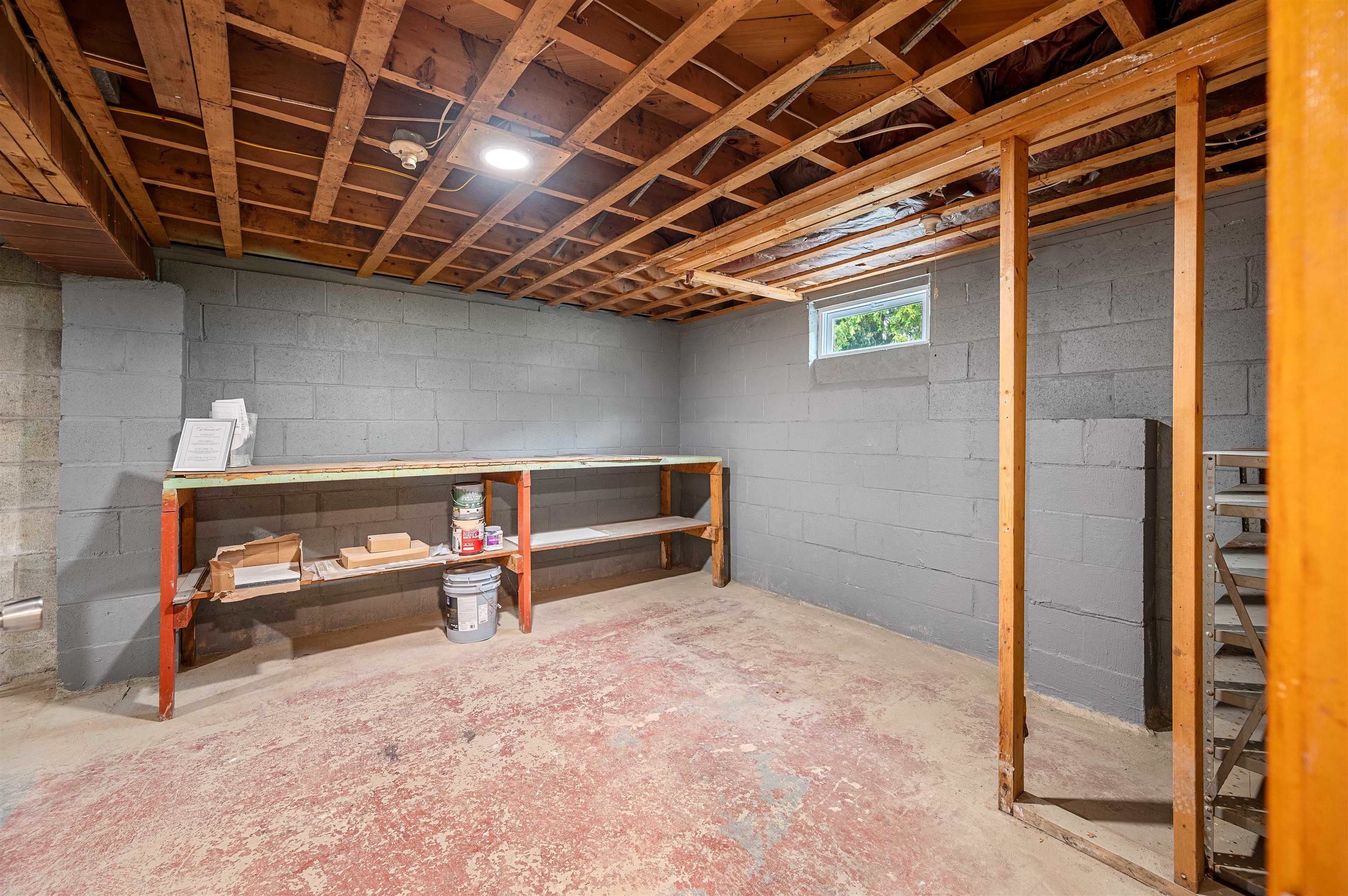 321 State Street Property Photo 43