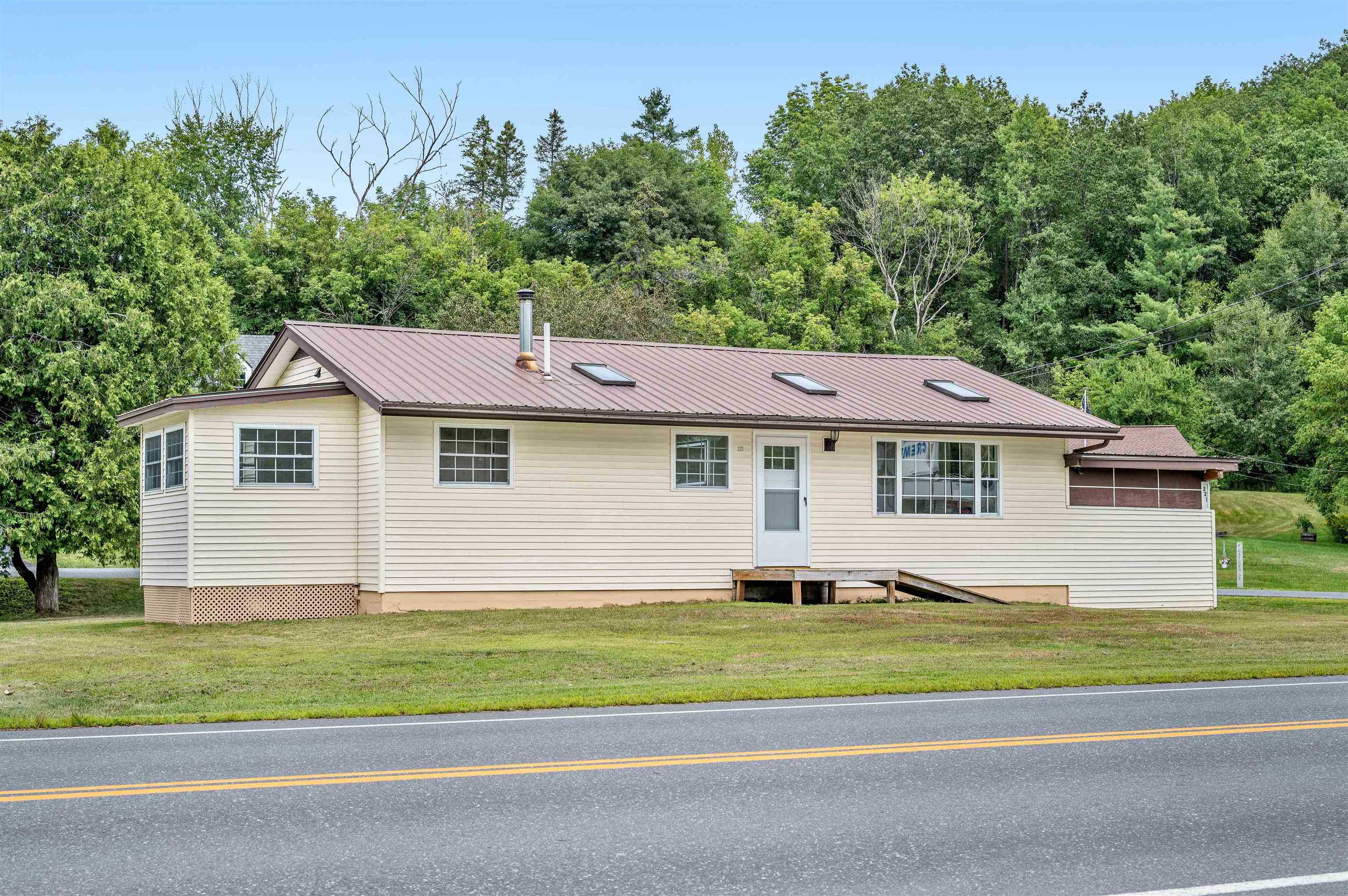 321 State Street Property Photo 48