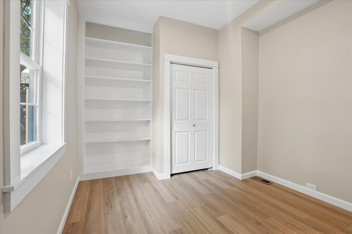 26 Lamonte Street Property Photo 20