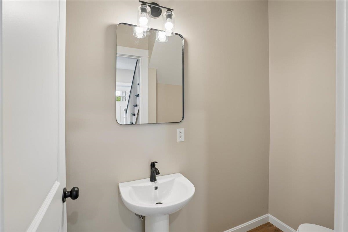 26 Lamonte Street Property Photo 21