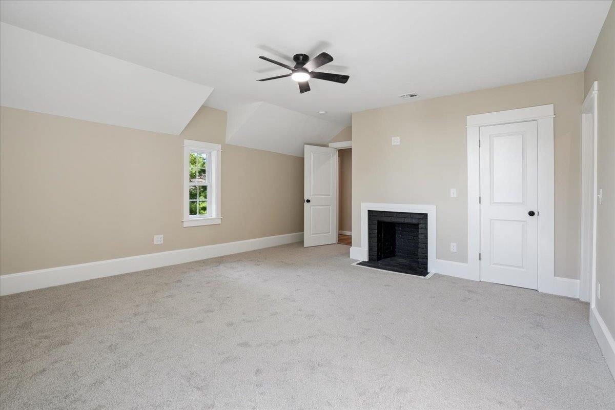 26 Lamonte Street Property Photo 24
