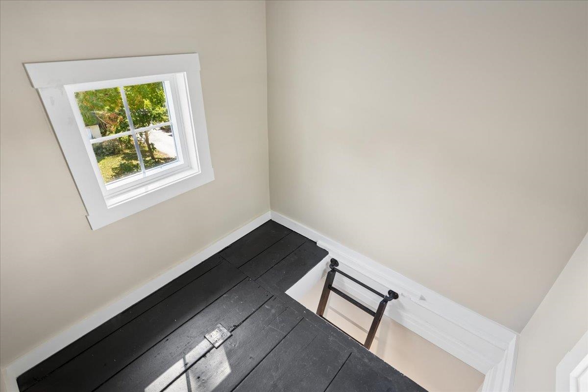 26 Lamonte Street Property Photo 43