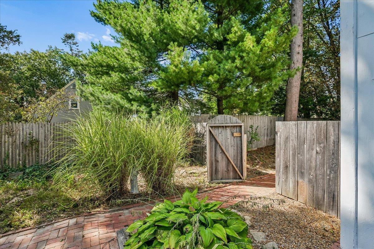 26 Lamonte Street Property Photo 52