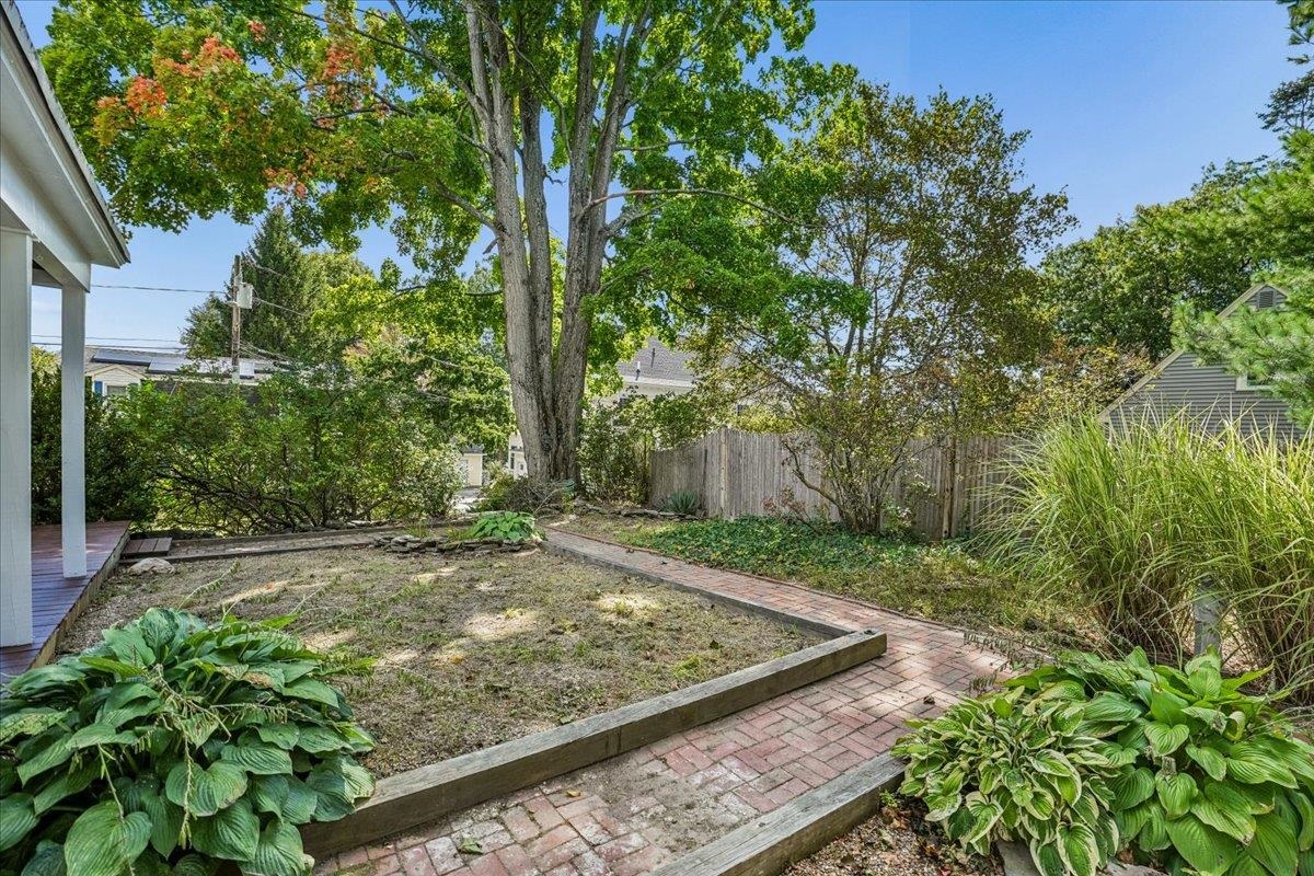 26 Lamonte Street Property Photo 53